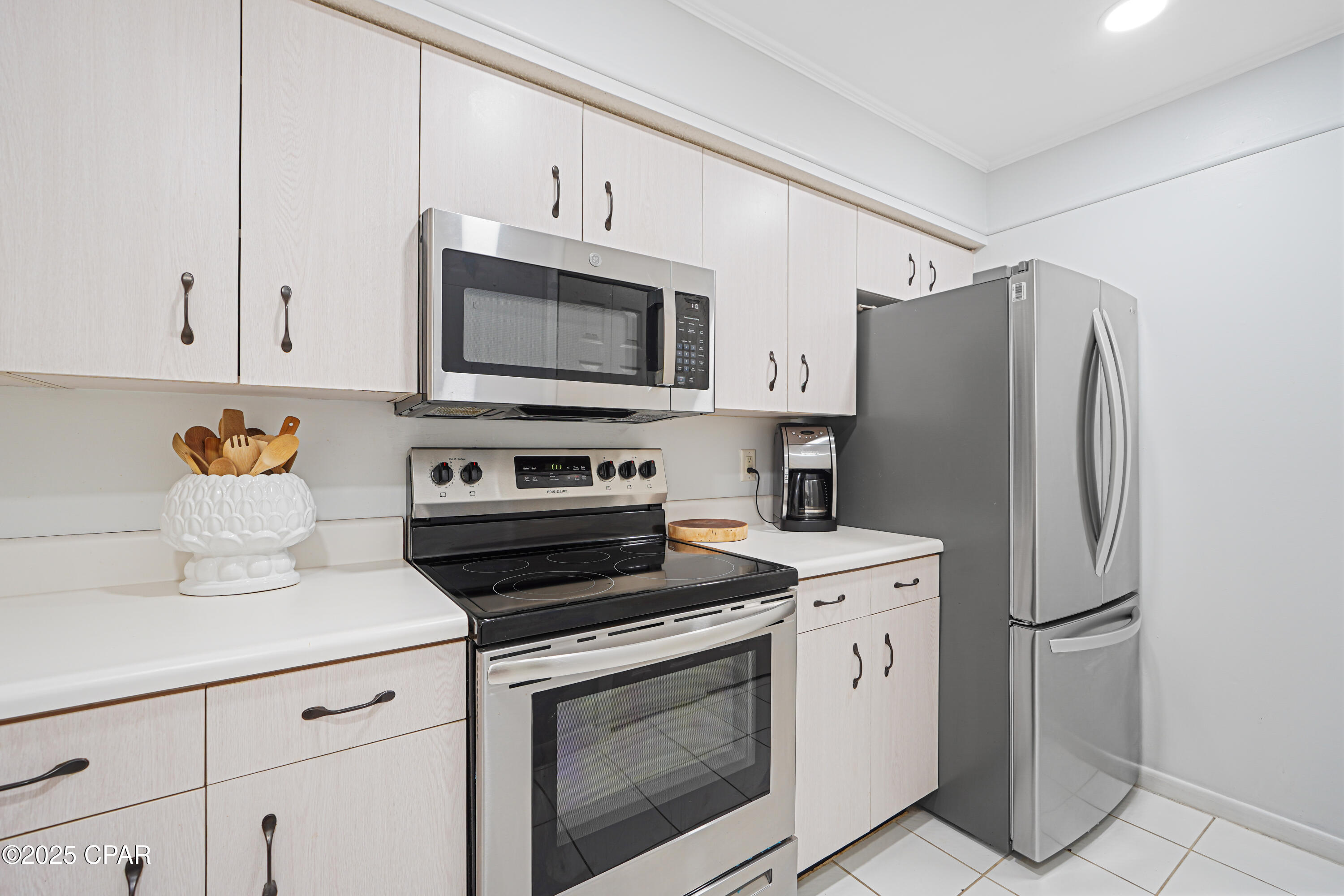 Wnfylo Ptoialo8xhg H8ggx9xnwro_avgk0ro37p7q