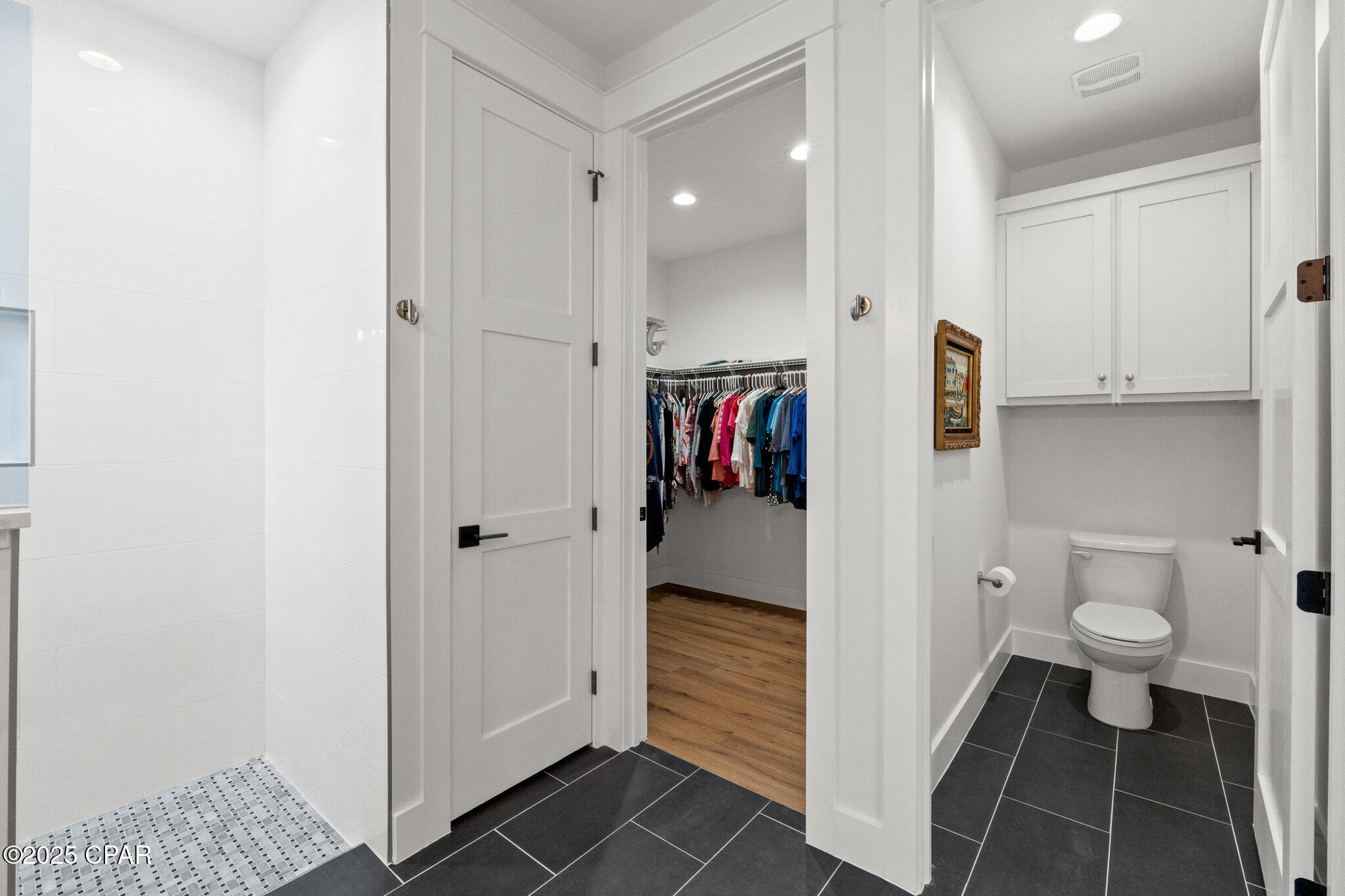 0kpbou_tnj22t2mmq Z7ty5kvi5aipdmof C2v4kixm