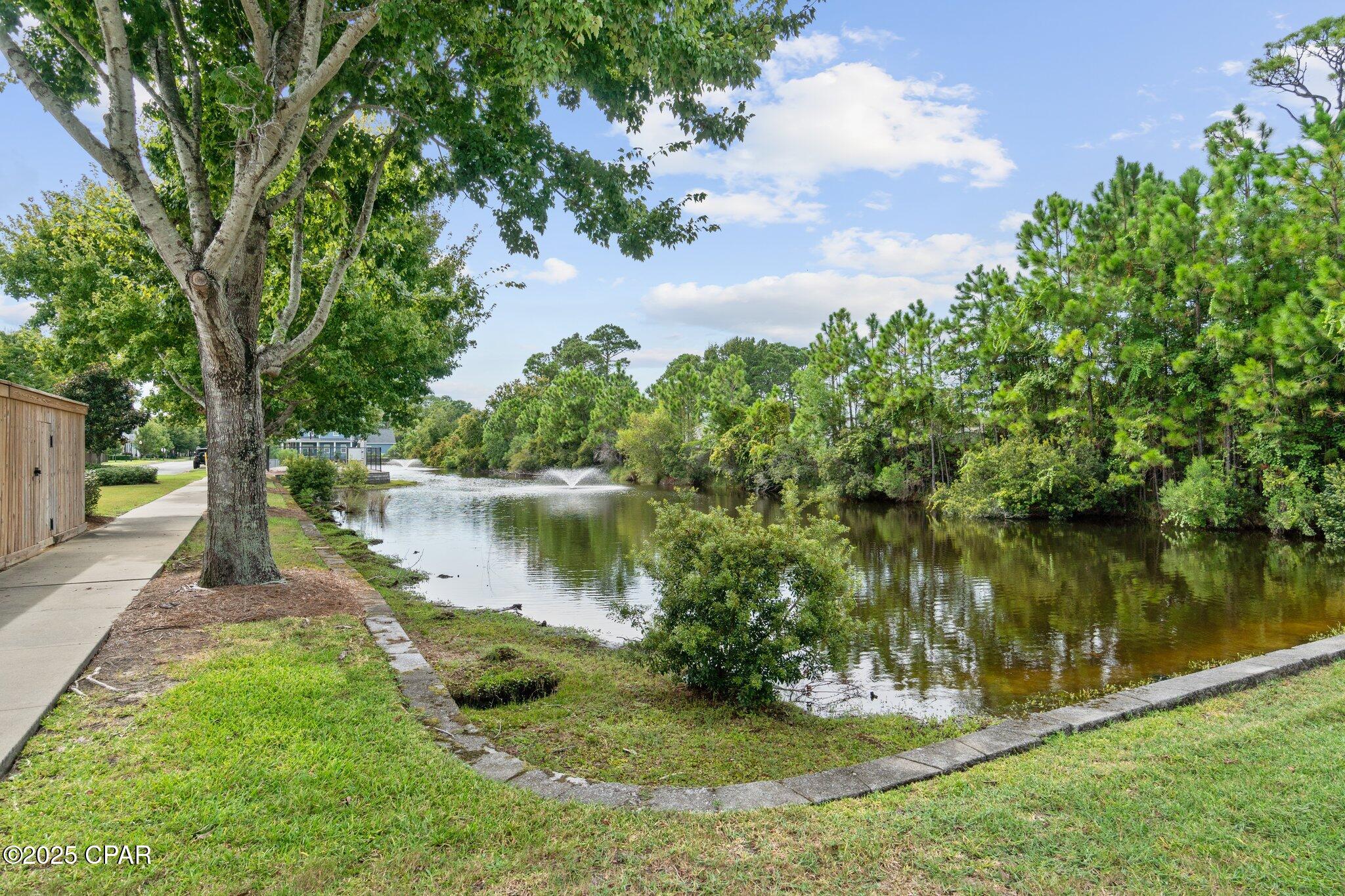 8jvvo0tuw2ydxbsqat6_vukt4put2rofl_dylsd0i_s