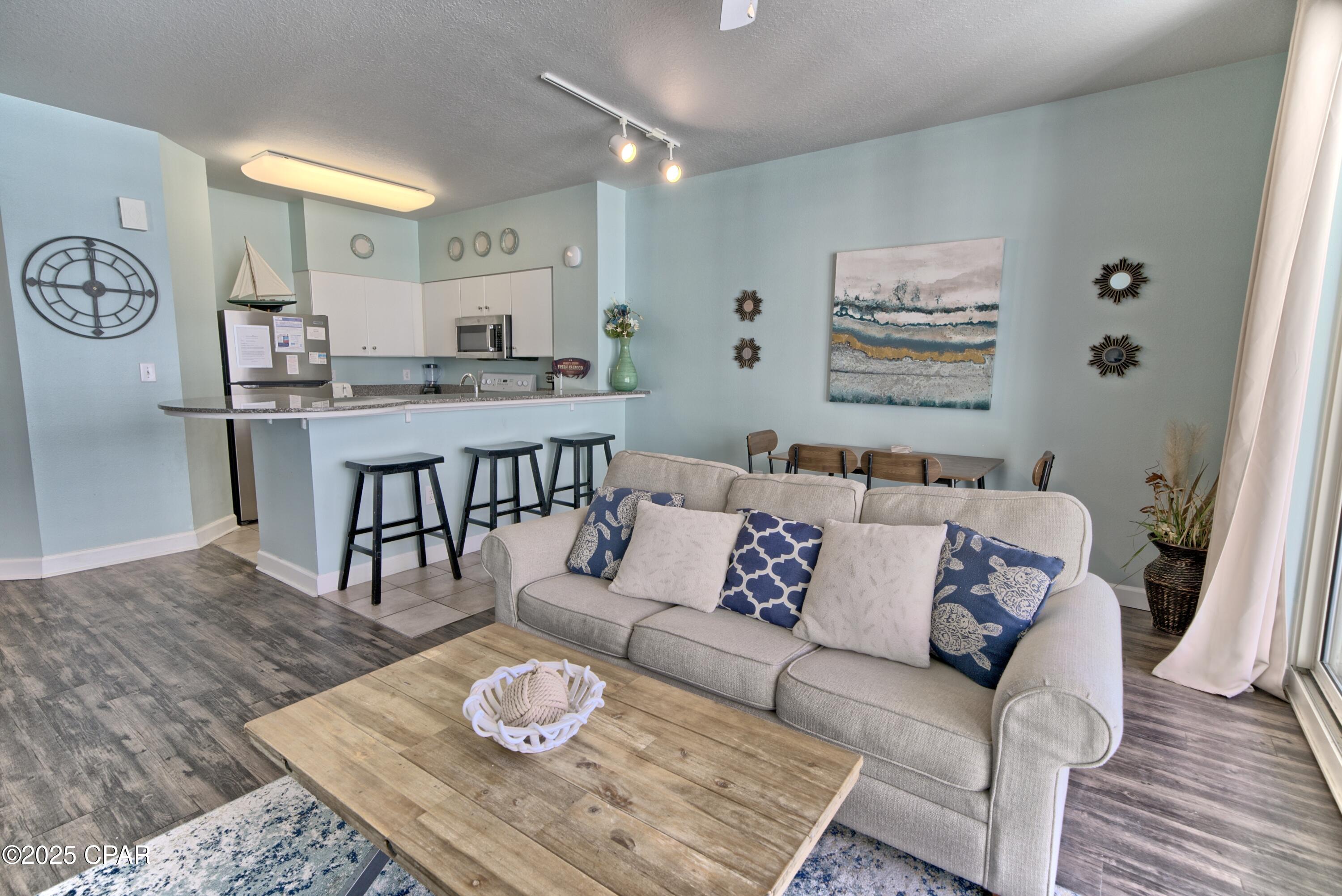 Image 9 For 9900 Thomas Drive 1323