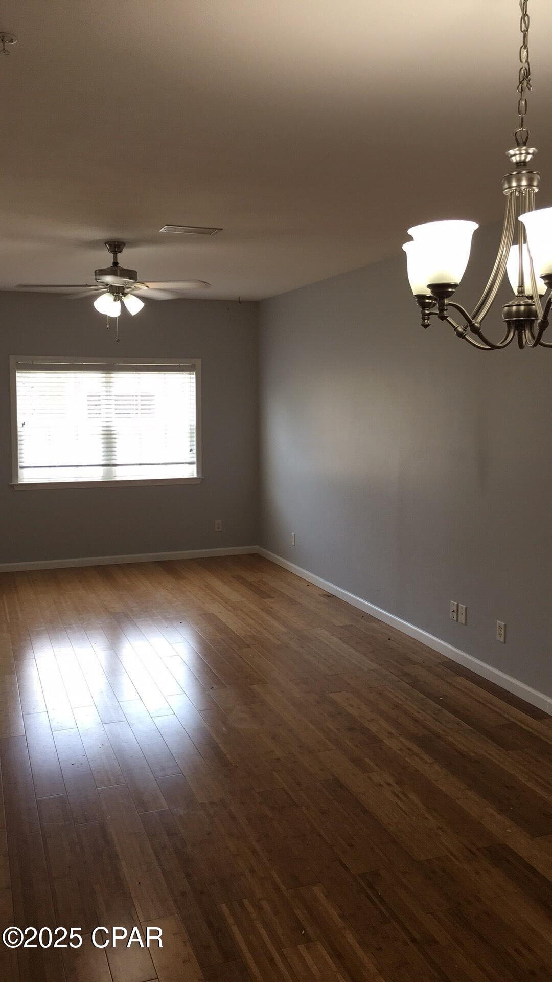 Opns09tguyjfxmusjm1ahcfldsyyinblfvk_0_  Vag