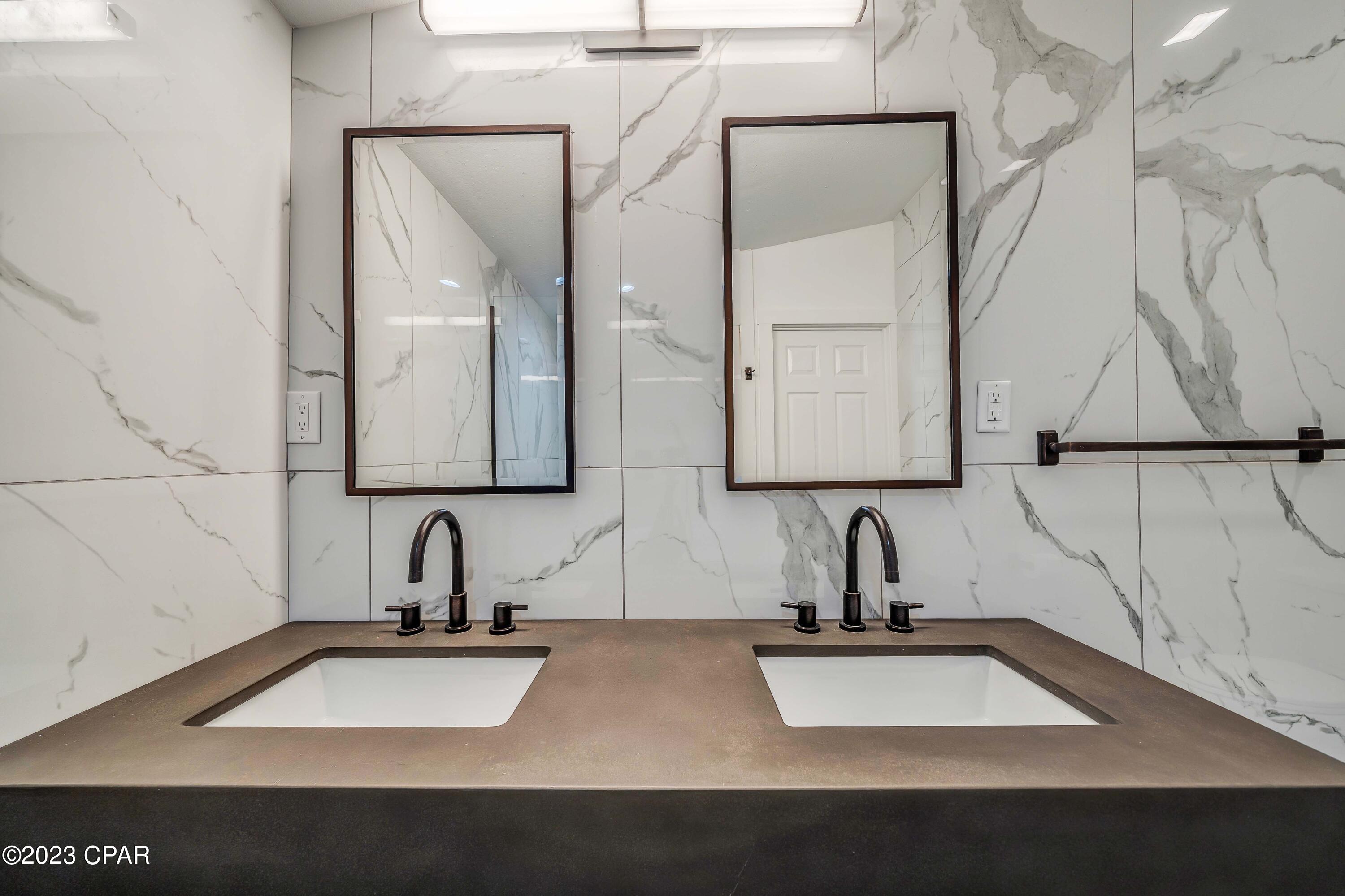 Kb989yc17a2oxwwgeh_cpxwx7ofwbjkfirelgqcemwu