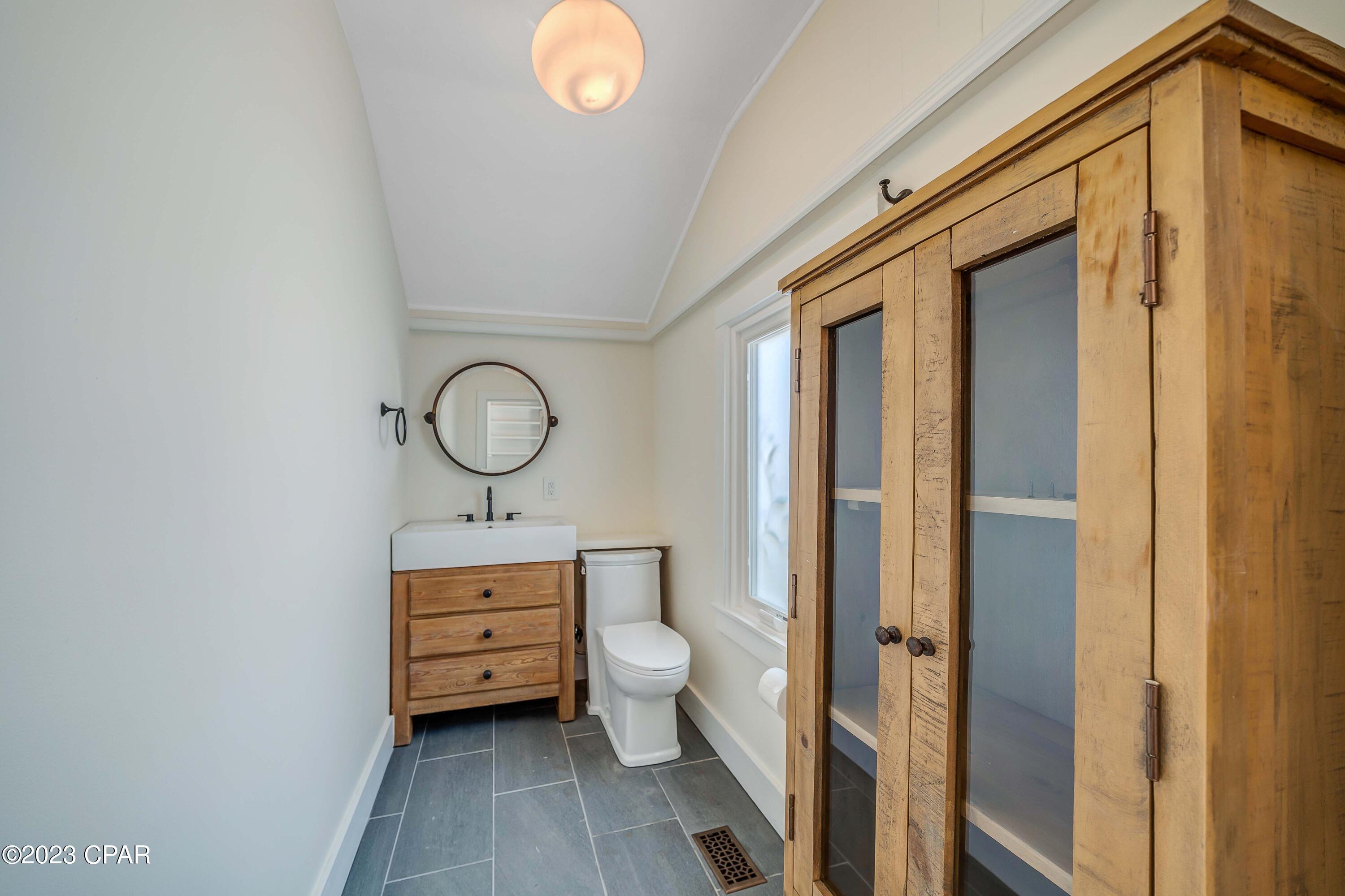Image 9 For 2316 Beach Drive