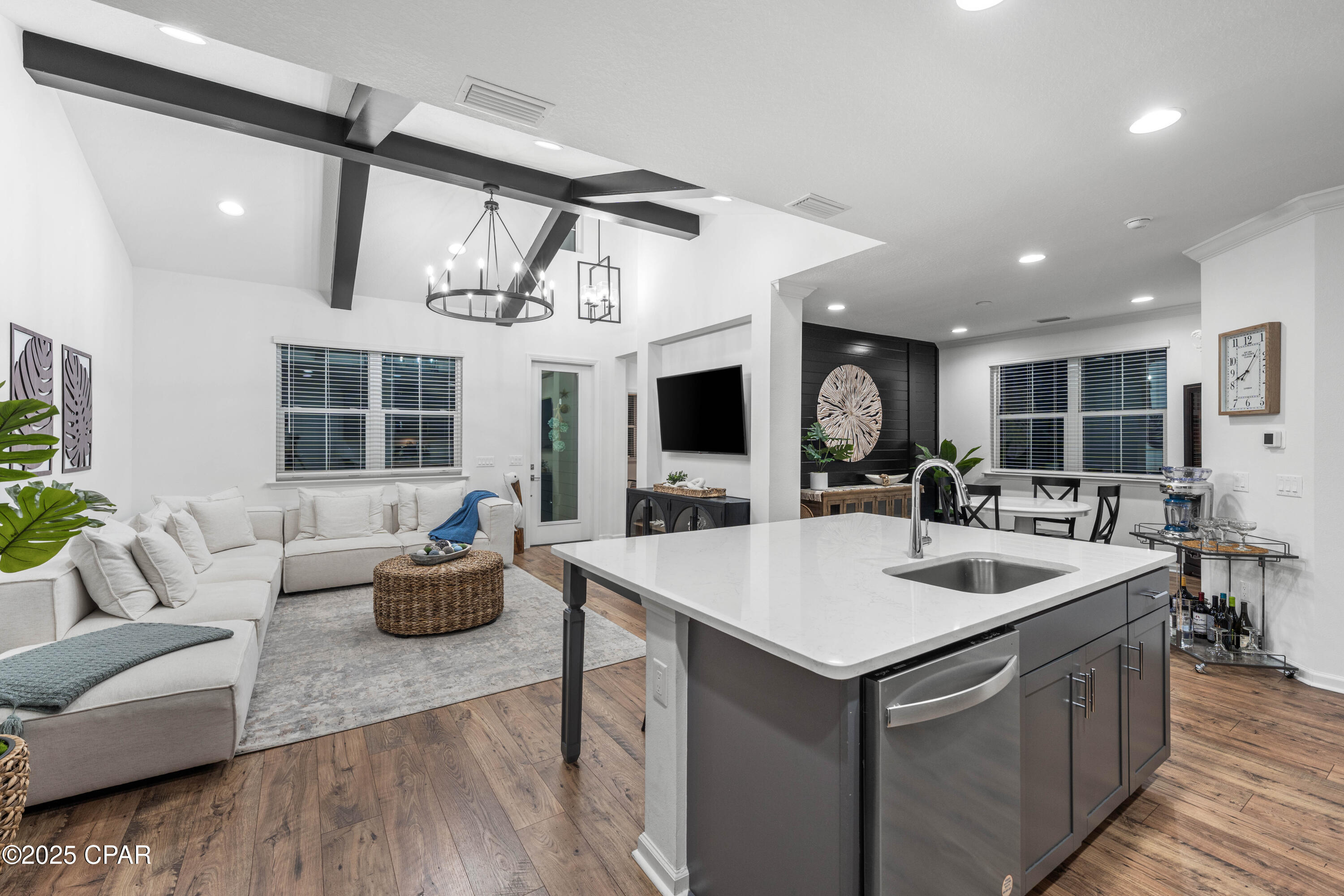 Tpr9c17kufxcesdmjj Evlguztobt7cp P44x9cy2rg