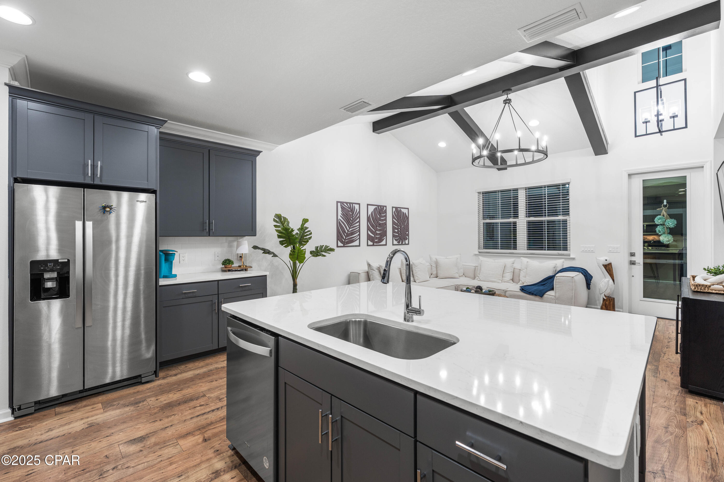 Delz8kppkc4m9t0k4caxpexzlr9_aaqsiqkzhs2pdj4