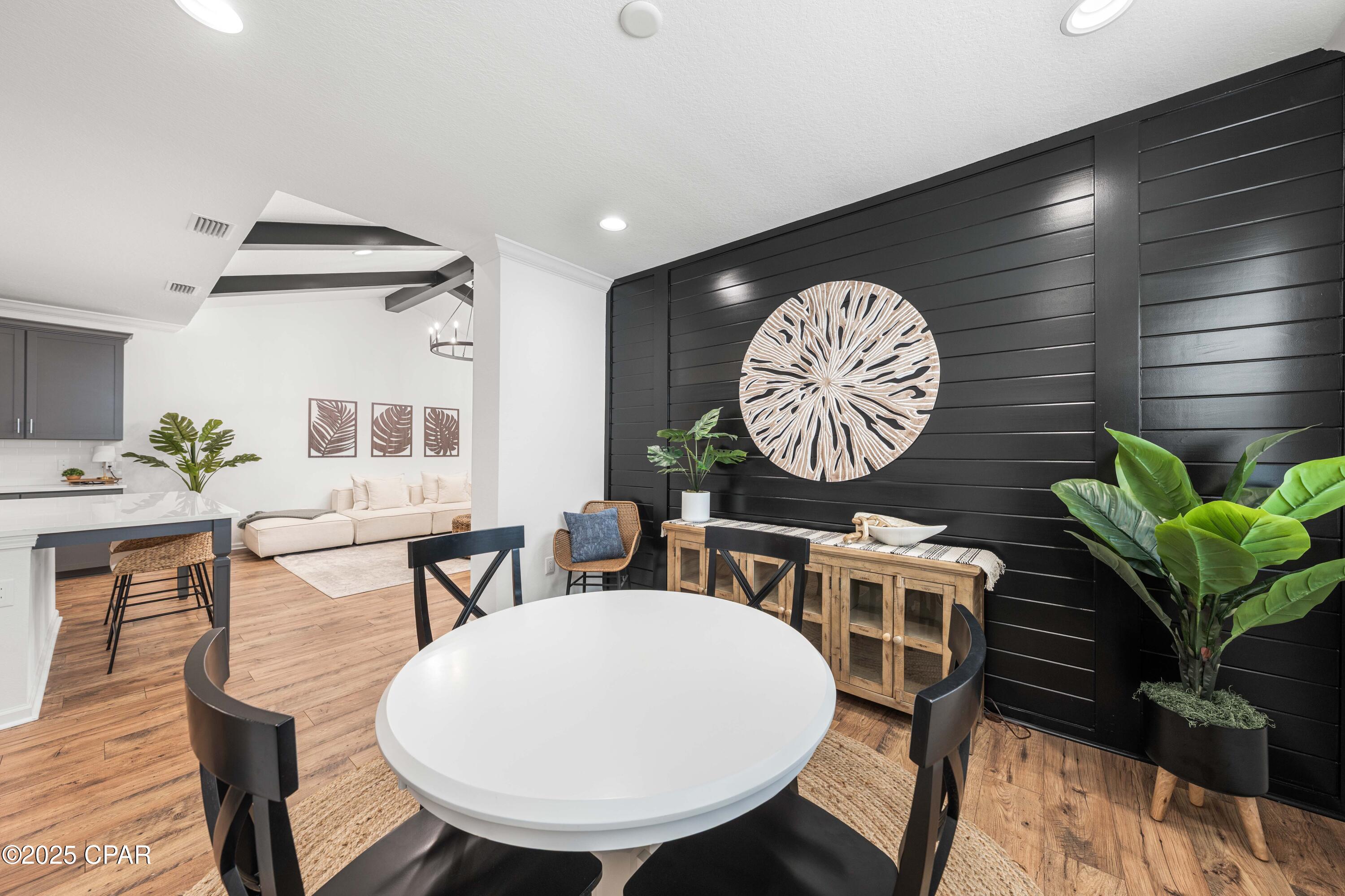 Dfae_e2q8sowf2xb_z_h Tu Olgtzdr5l85tep5fj04