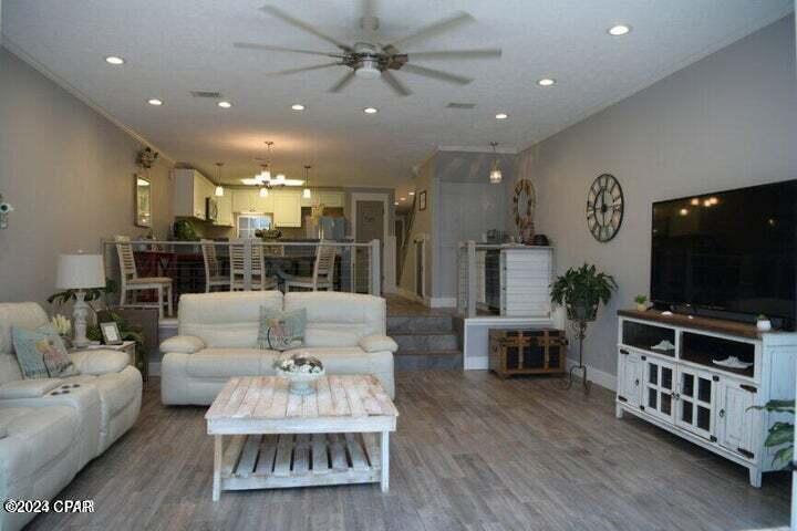 I 4ca0z_yuuuapcwal18tcok9mek7a7ax1qmn4nhc4y