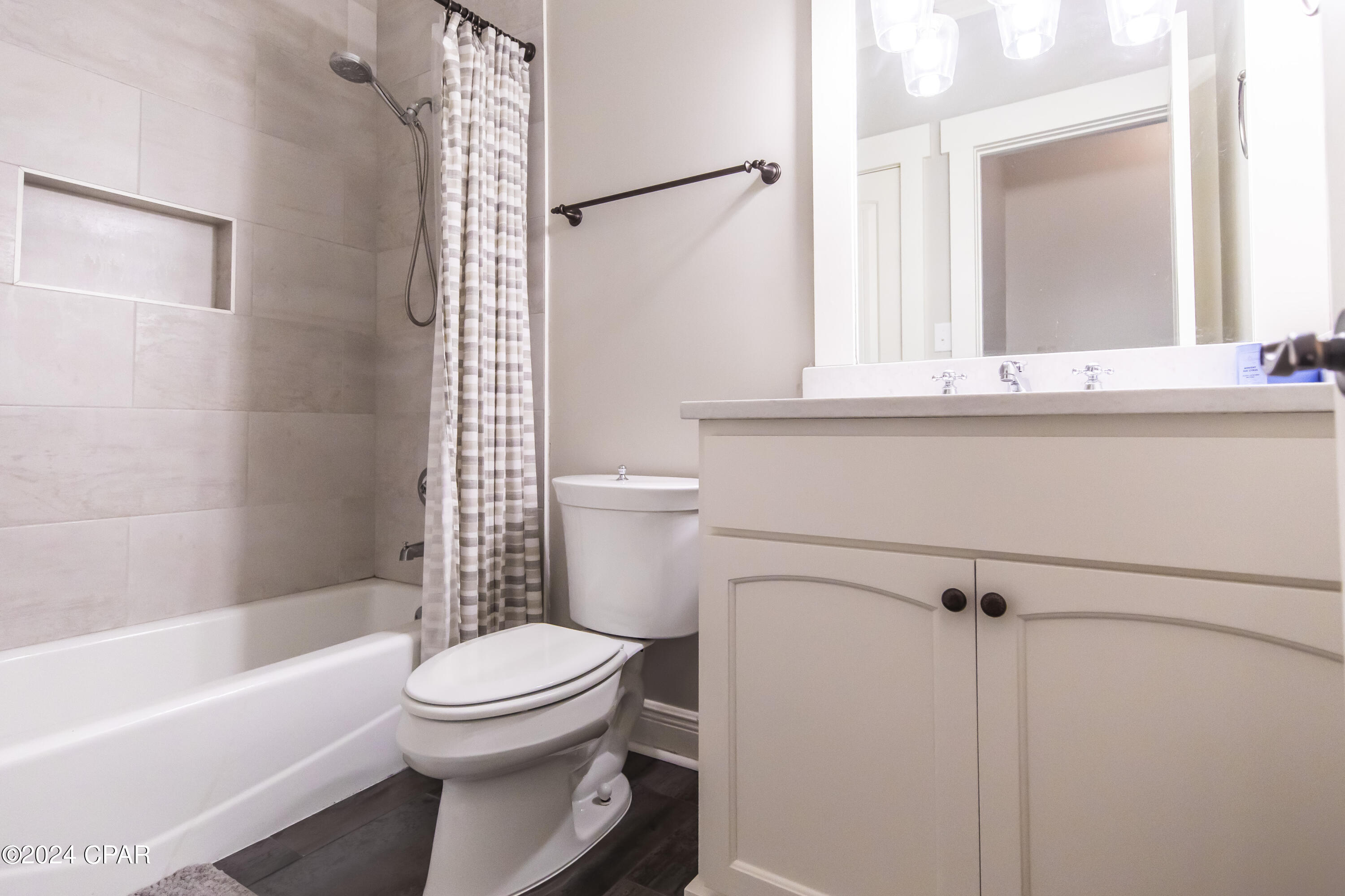 Jq9gu4_fbw3vlfrxjvrqud9lhsblq0znjepncgr_mvo