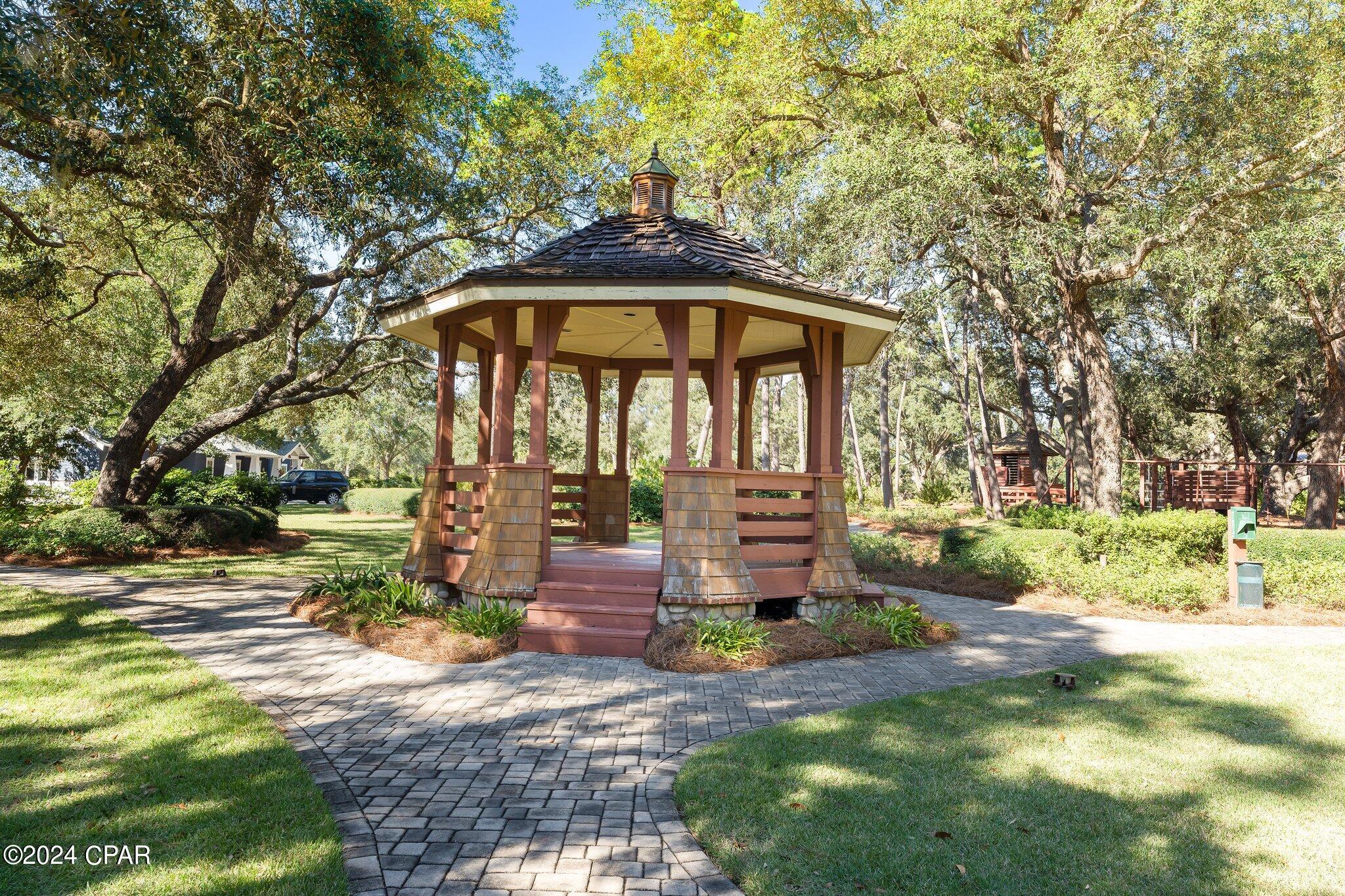 Viaaiuy9bxdtf2kdi59nen7a4xuuv1fwwhlwc0j4esm