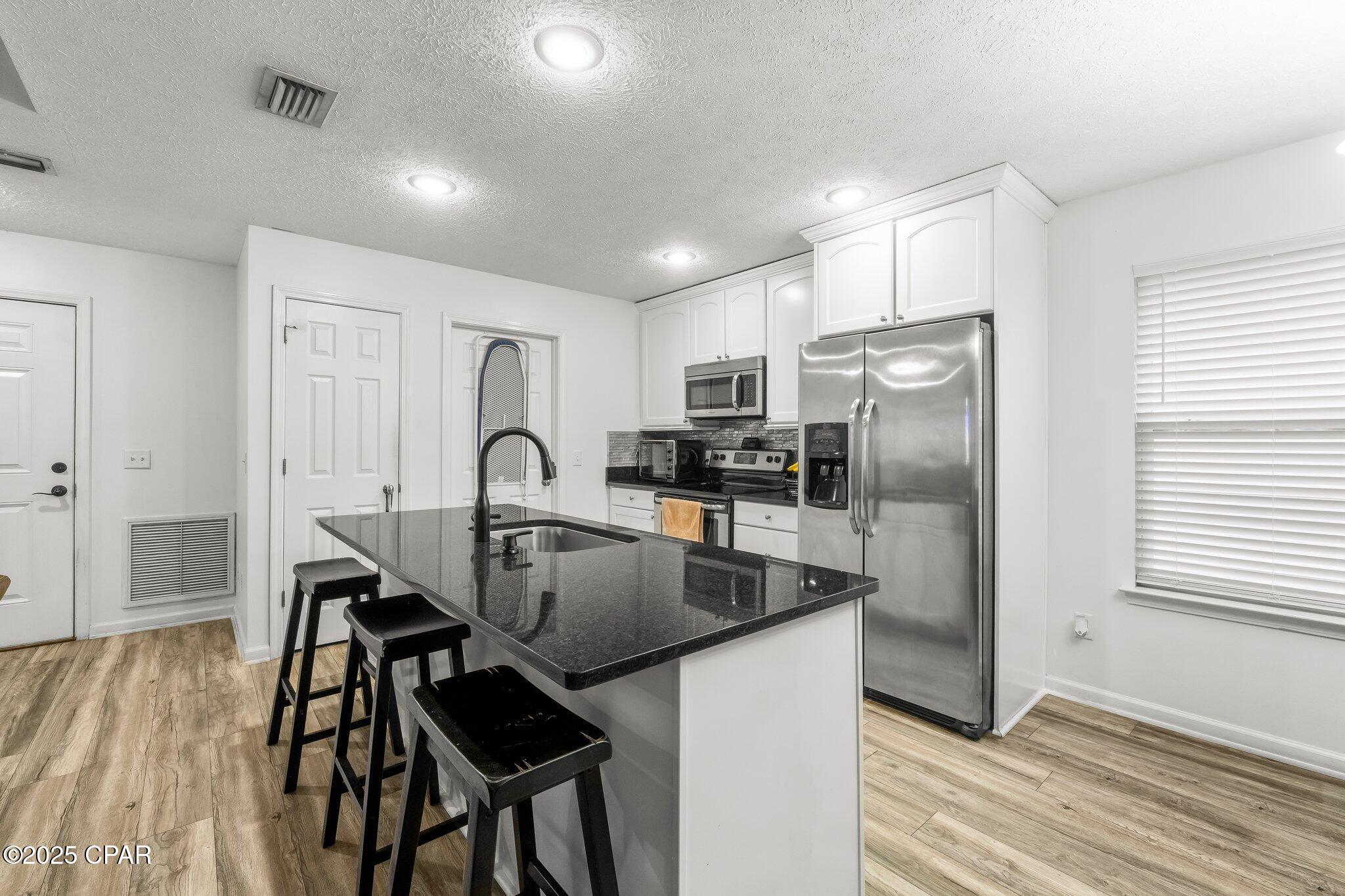 Cpj8v8iohyfzve8jq9on_v3hyulqh63pdsoed0g8equ