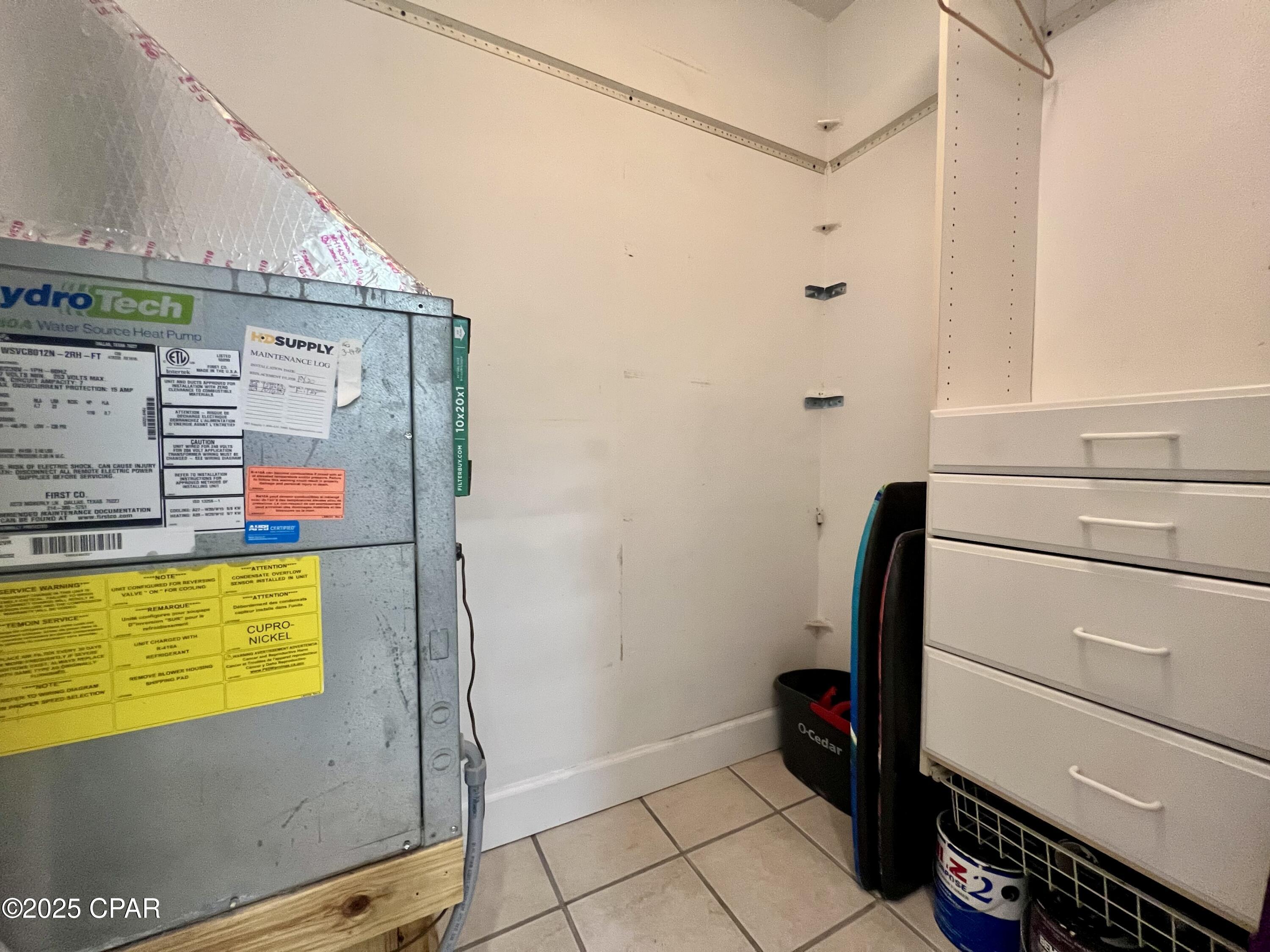 0i8l5dqd3lplnc Avrzoe4ckgagiuj Dnsjwatcsrxi