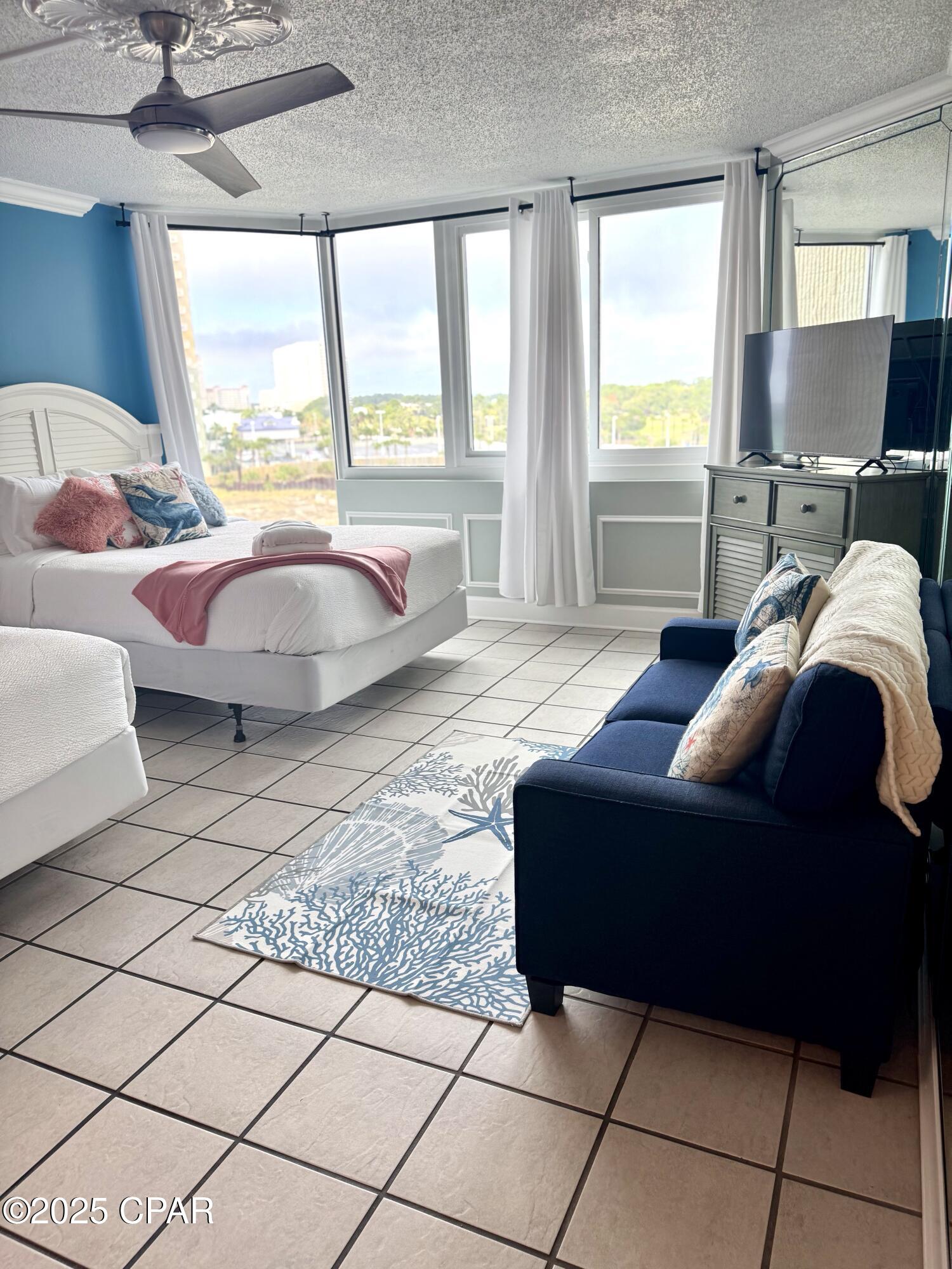 Yjlcvkljgqmhoe3aqgxam2ukeud_w1_lntjdkrczsus