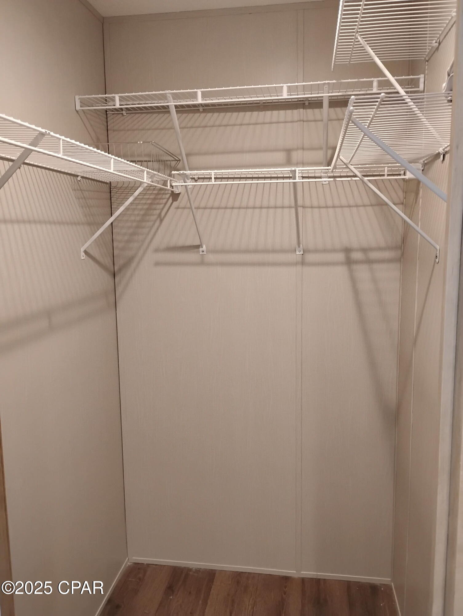 Image 15 For 184 Chellsey Street Street