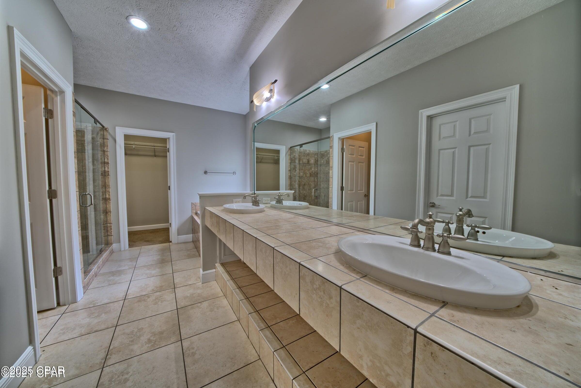 Image 18 For 3532 Fox Run Boulevard
