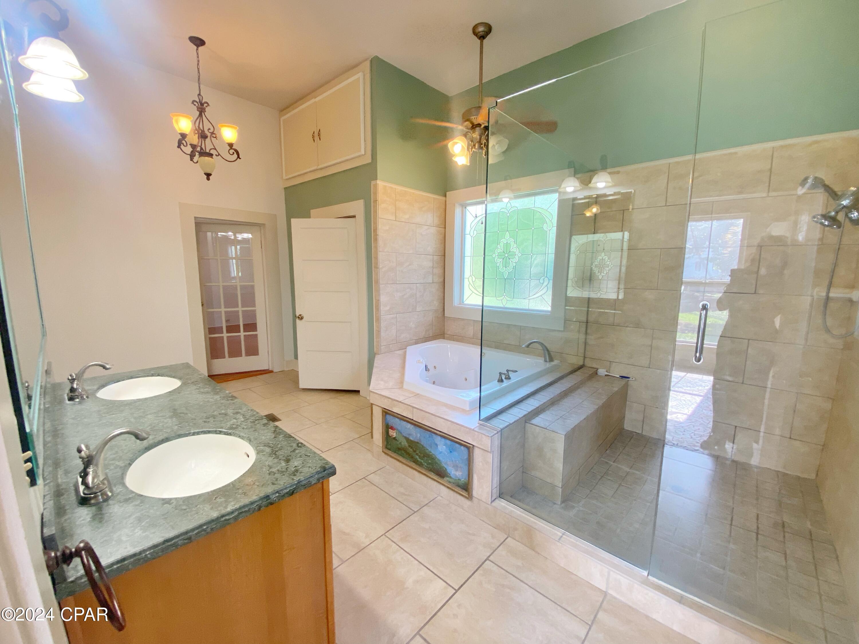 Lwcgujpx188n9wylknjkyo4y4qvf7w9e5ngex9u6k6o