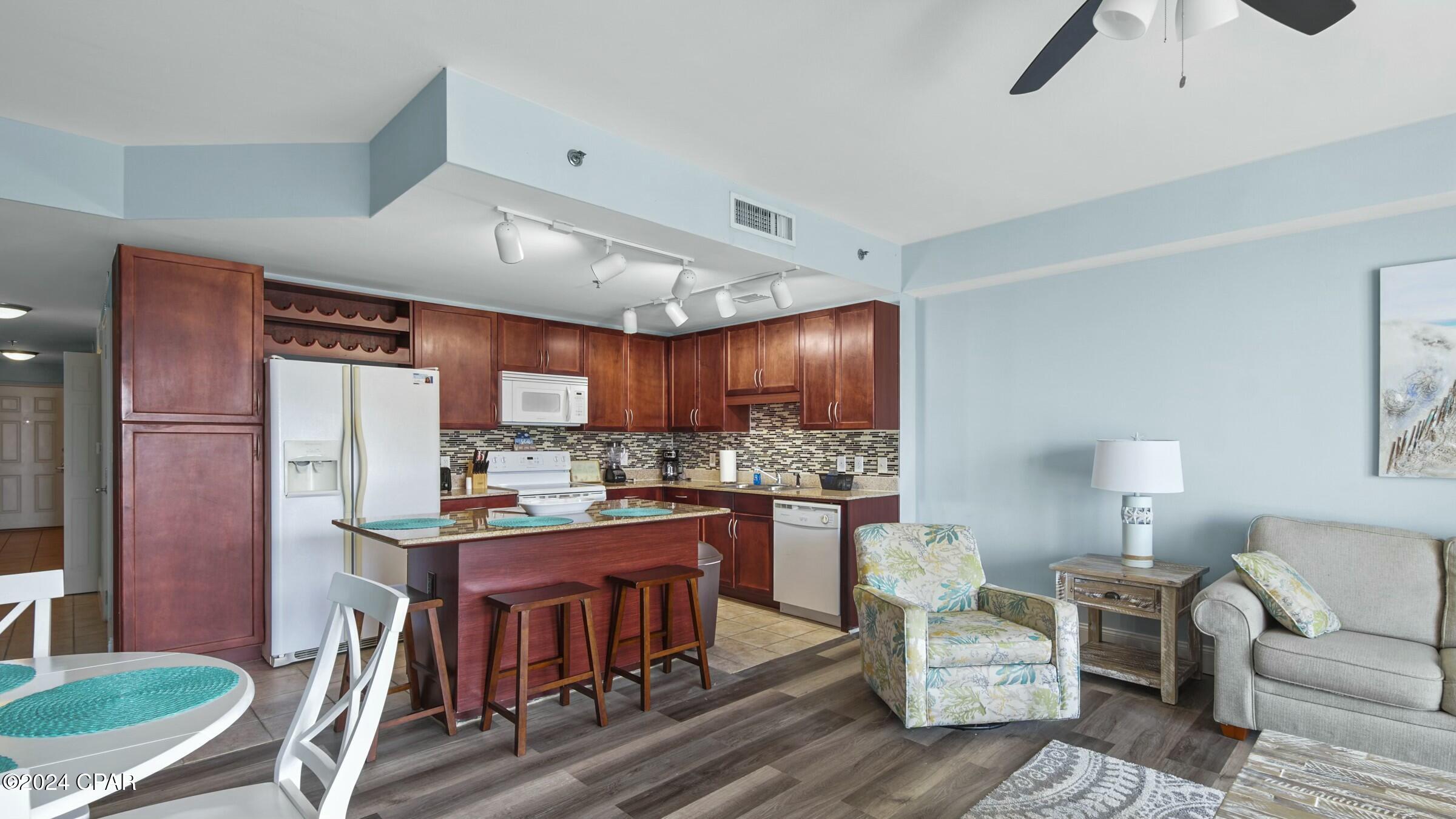 Aikufdqzx8vipyvqpahzd_rslnmnc9ahkw24hfx78zg