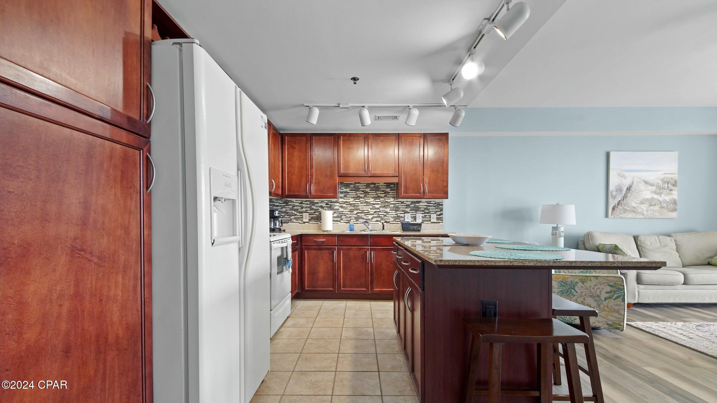 Kcha_5hqmdou6rtybvs8zg3s5zvop W1lbjbgmeayxg