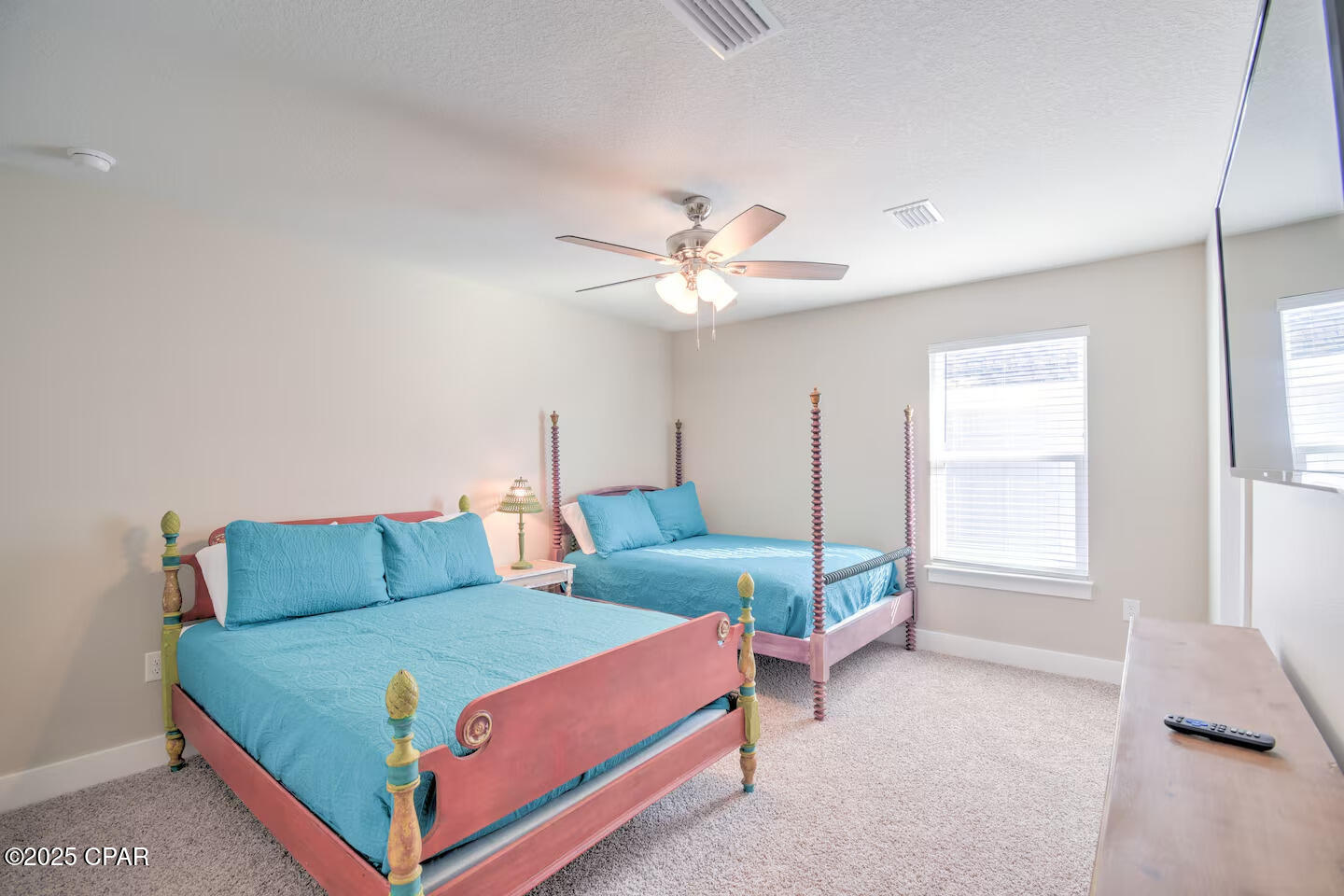 C9iv_rfrr9mphbztpx5jlblxl8mv_mcu9zozxkck6t4