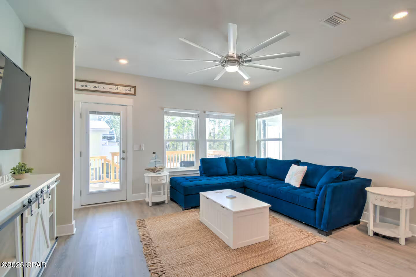 4otwnkg_2zyge6qaw7vyu2eosqglrhtr Lq76znknua