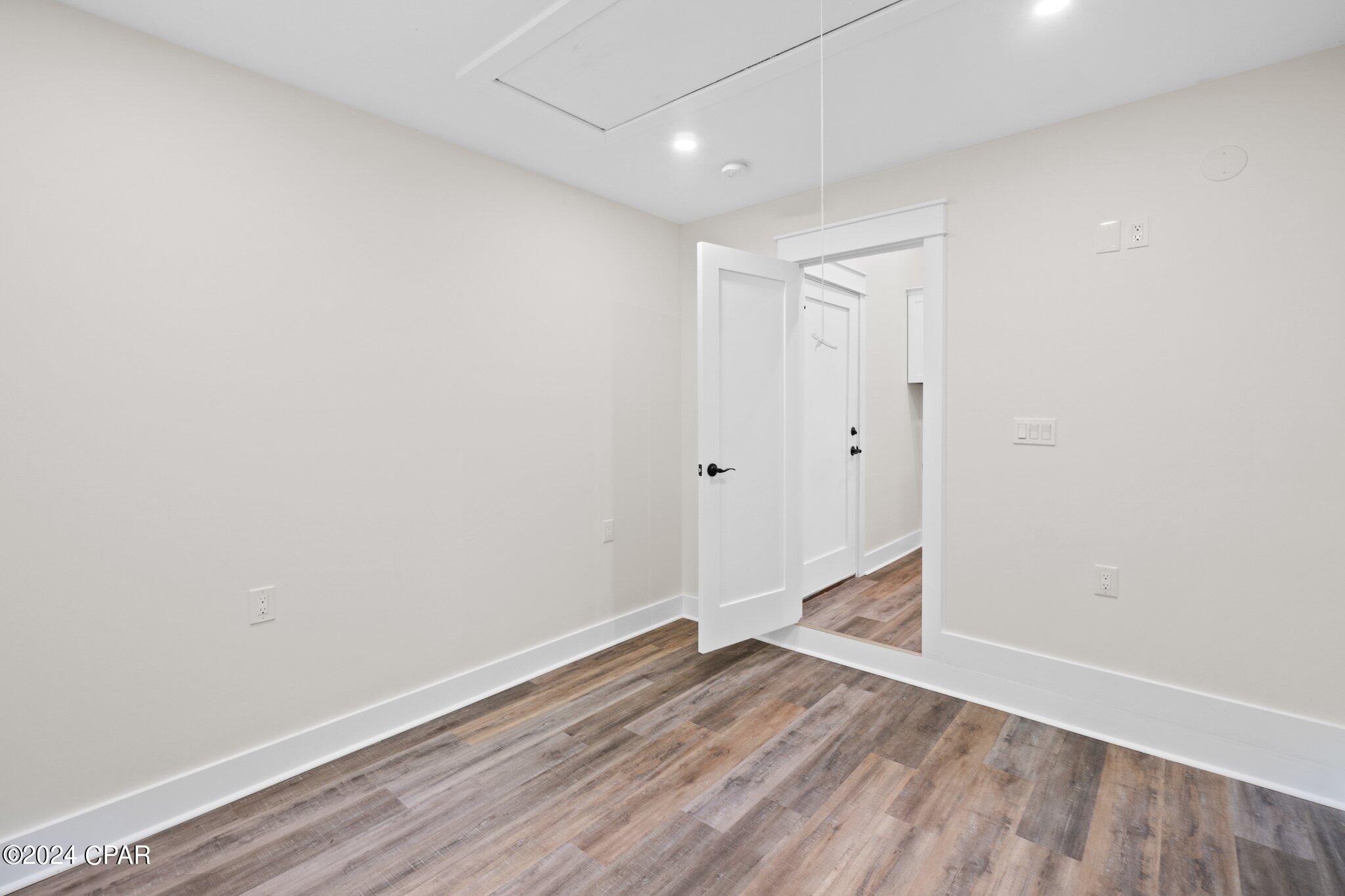 H79wveufqxcnzcvleus8nnhw_cyxflb7o7lplulivzk