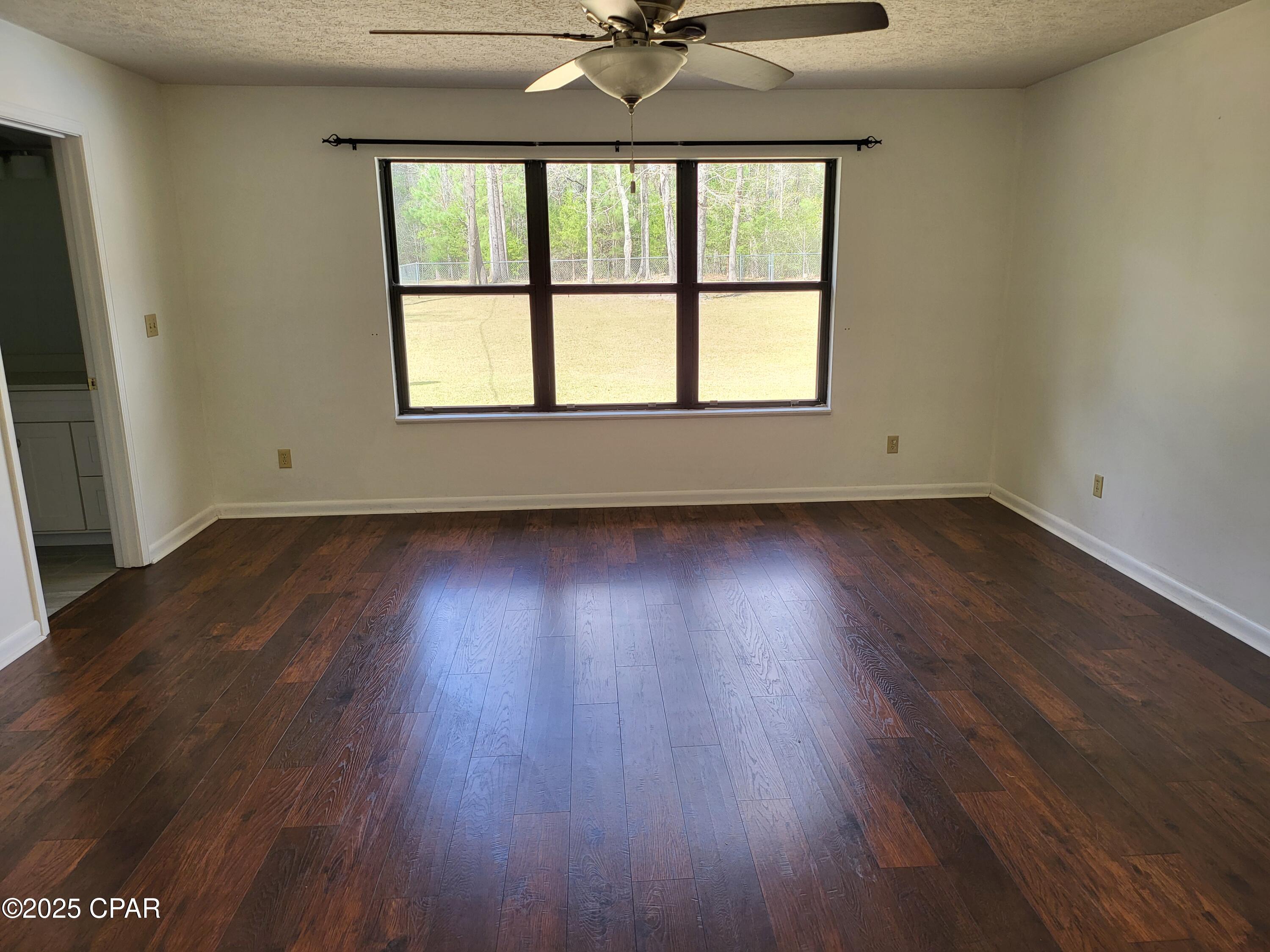 Q2d1hgckqrosbjylhglojm_hatacl8oc52 8ctbsuxi