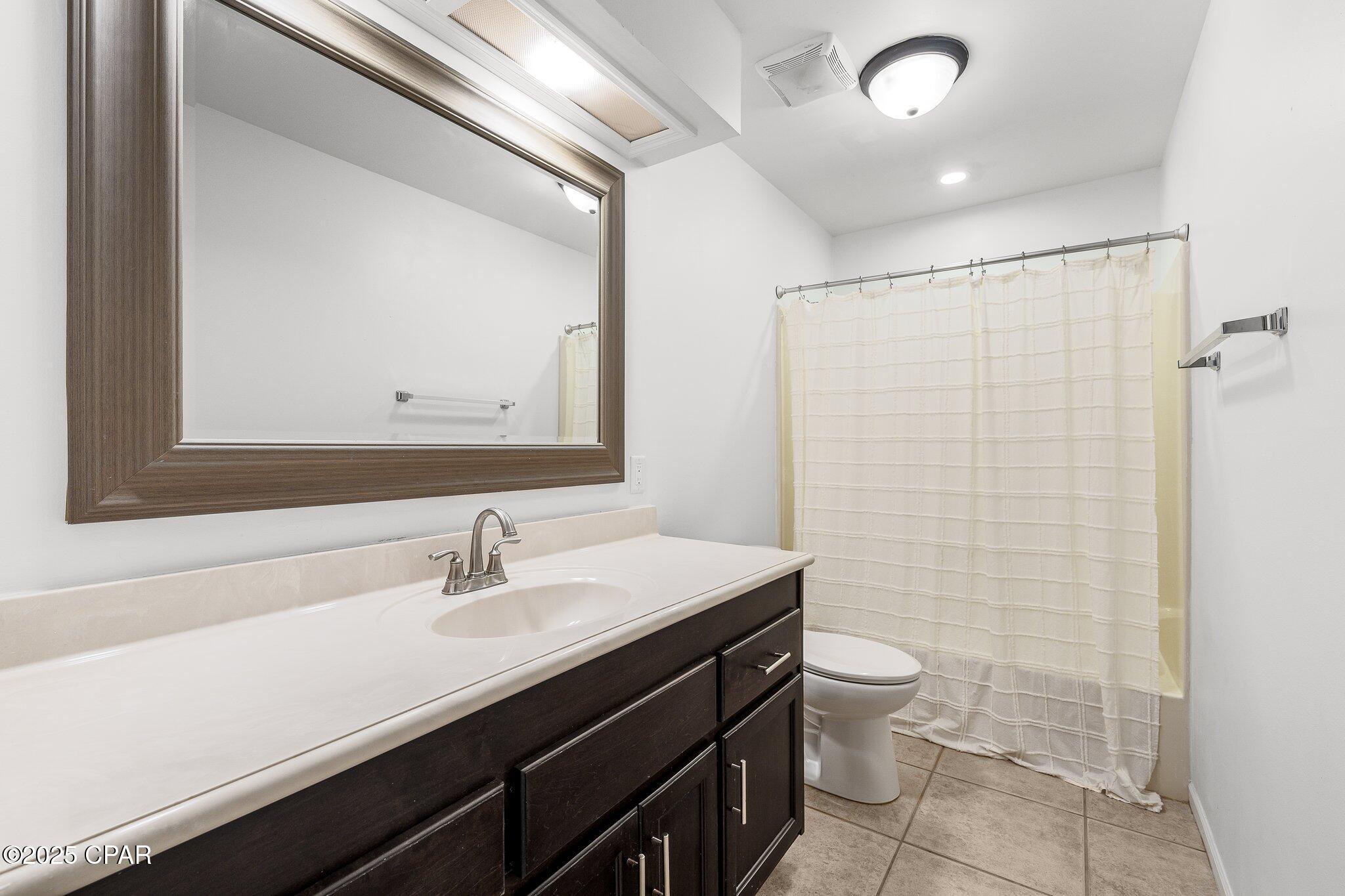 Dwnoyrw5au7bmey3fek62 Nzps79o1nkvdqyrv_uvhe