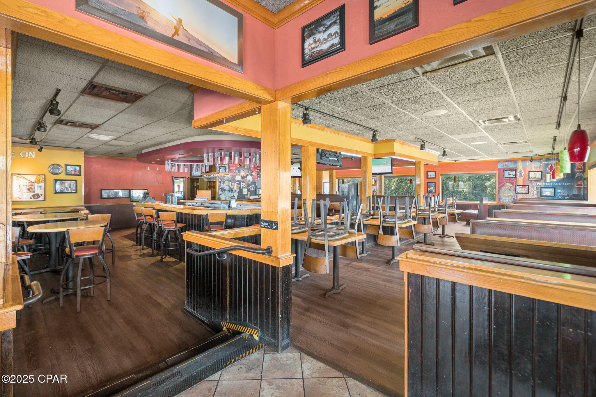 Image 8 For 10071 Hutchison Boulevard