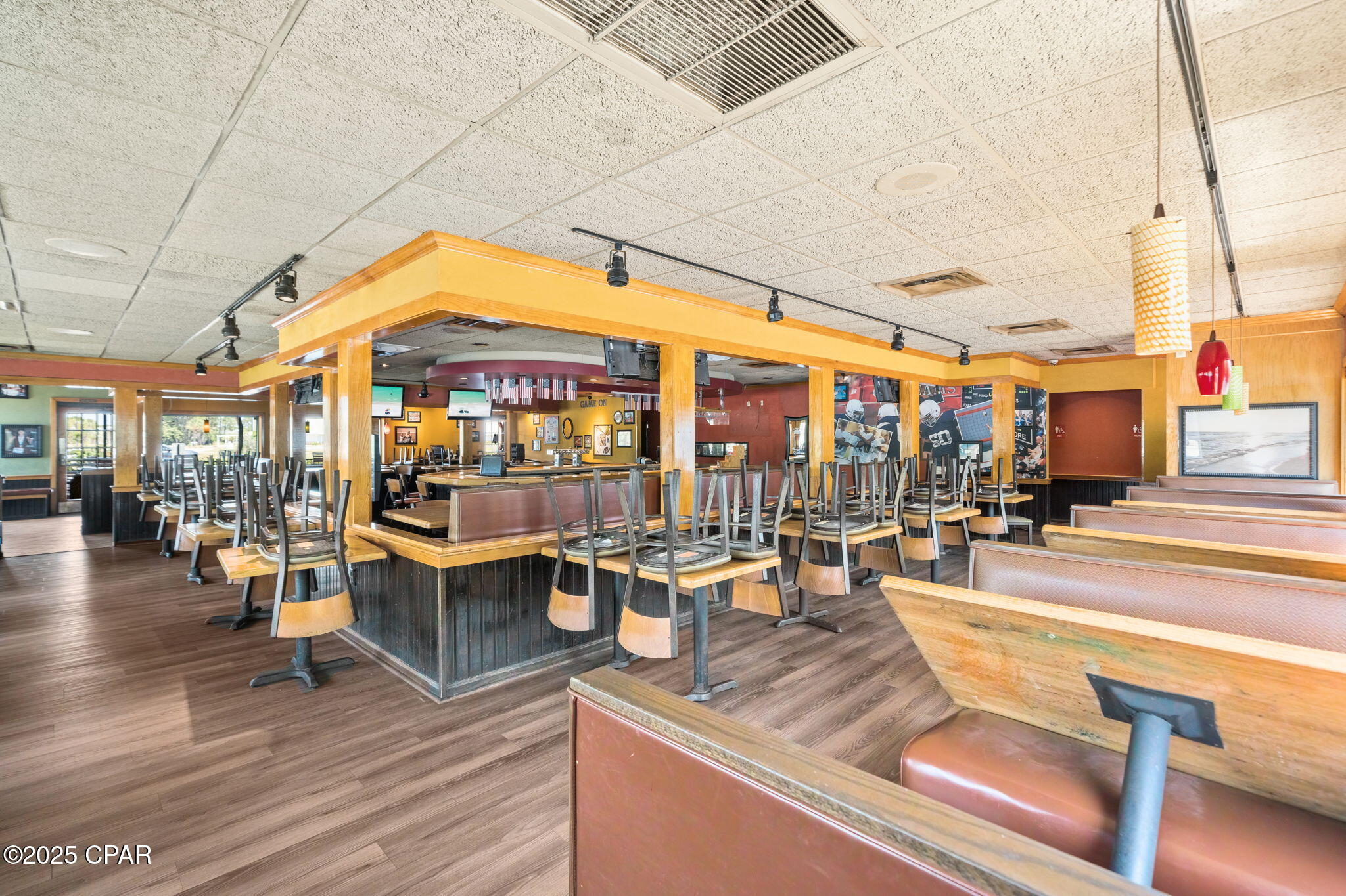 Image 9 For 10071 Hutchison Boulevard