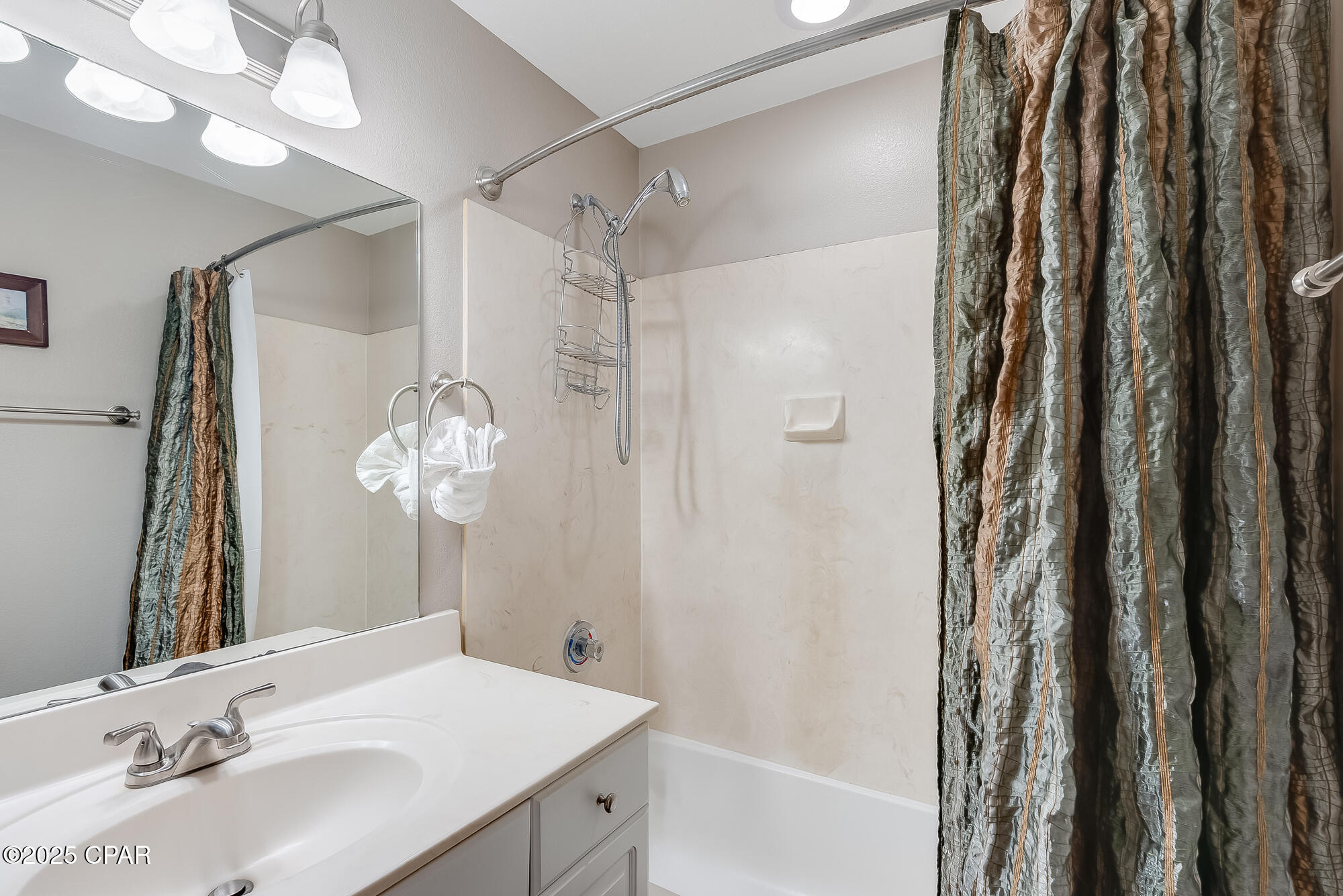 J8iium4g Fq54d74jbyhkeldpzqrbanw0_tu9qube9g