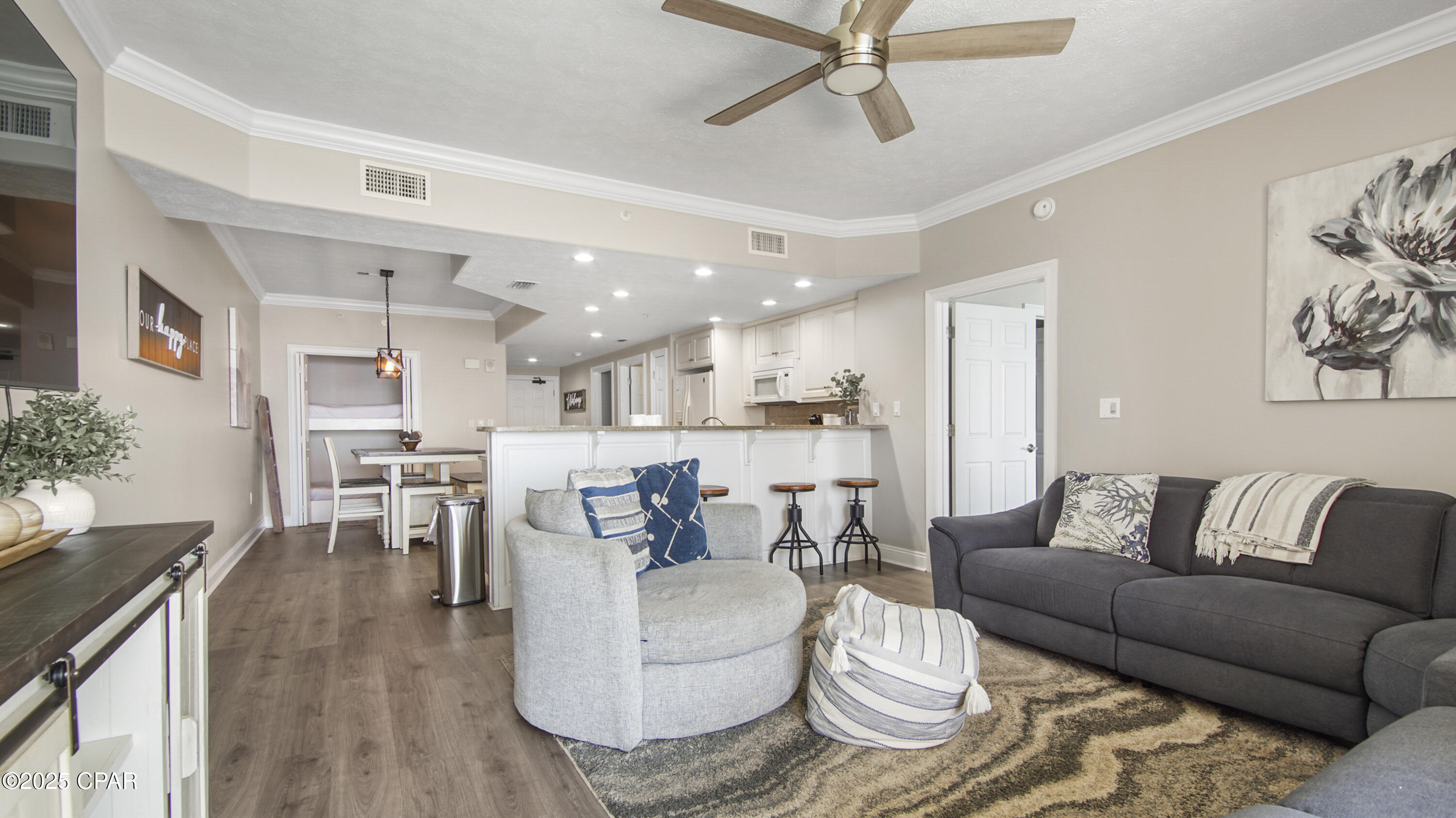 Image 30 For 5004 Thomas 2102 Drive 2102