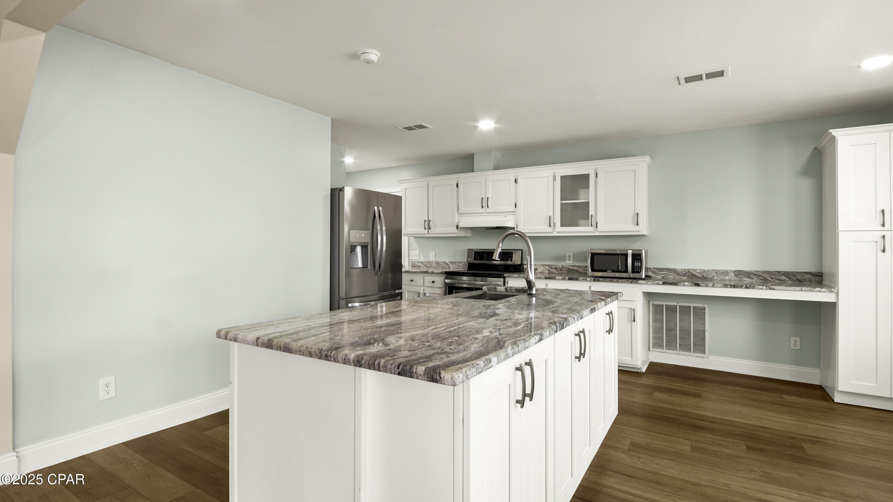 Vpdjirxiozvs3 C4ji_5uuhfod 1xmrewovbaawotic