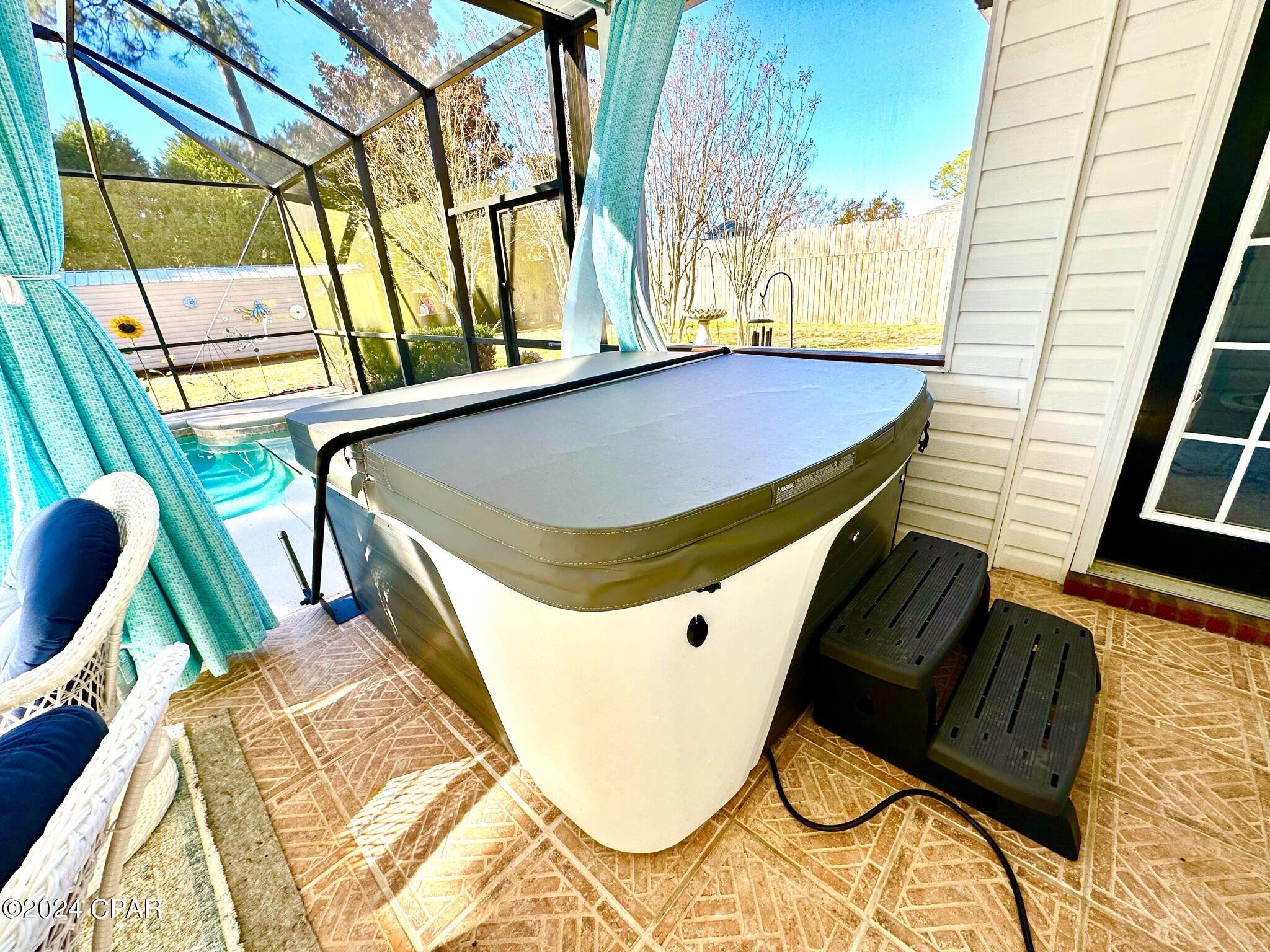 Xzfker0ova1bnlsyvmg9ai_bb16vrniwhdybzuqj_wu