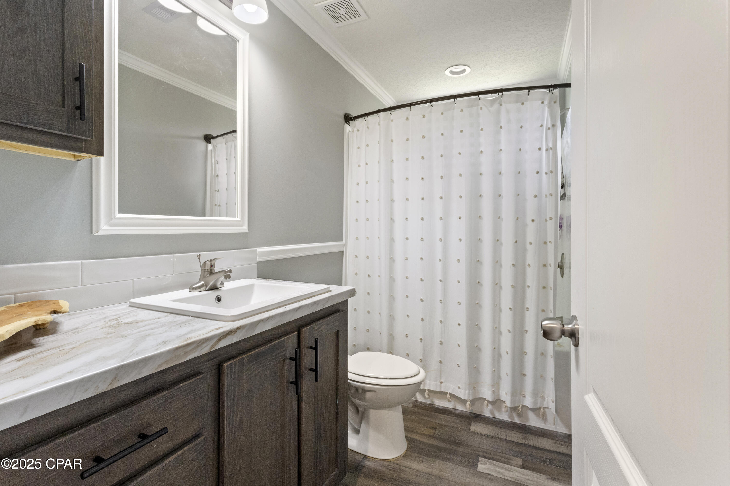 Image 18 For 3912 Edwards Road