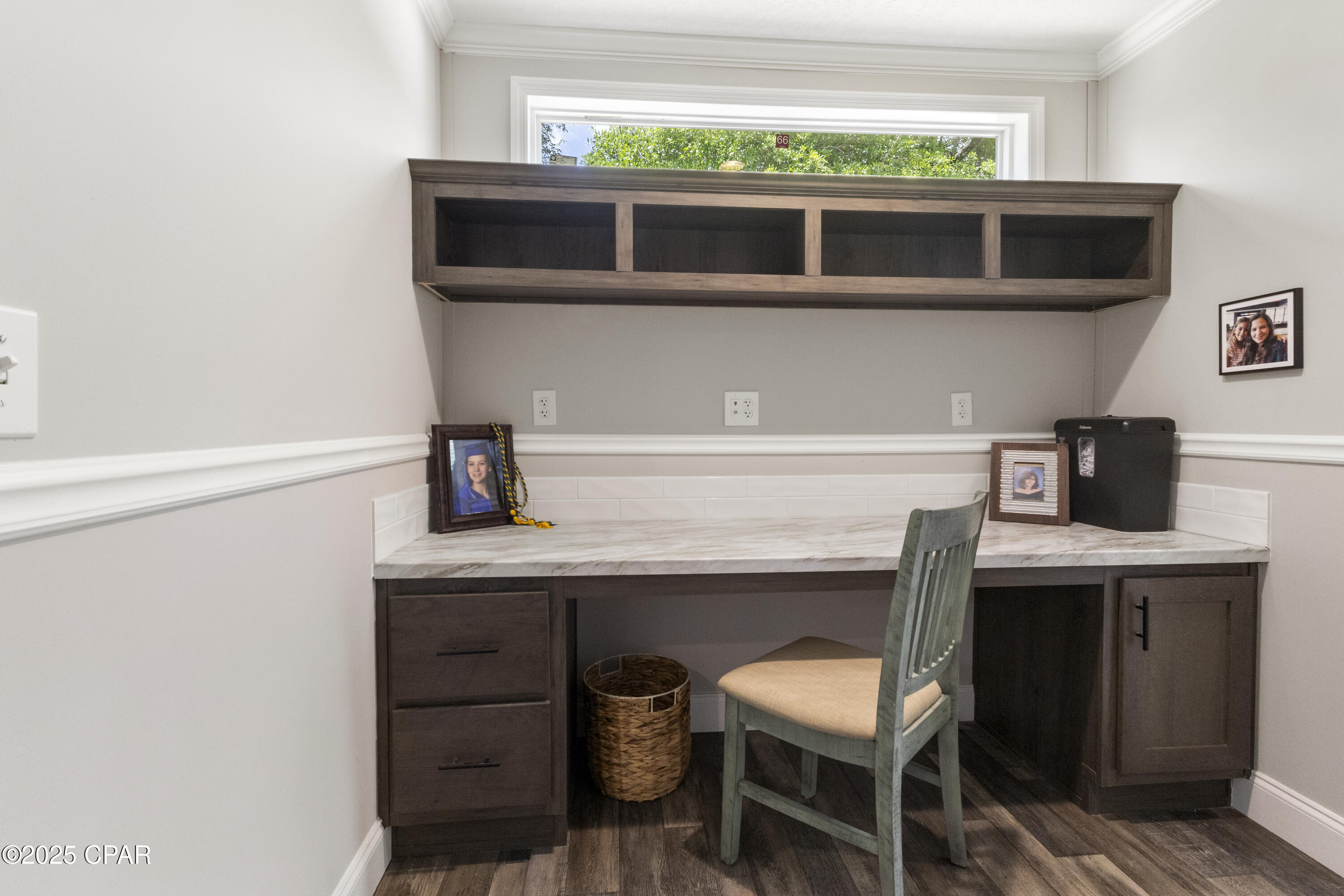 Um5_6xswfrnedw3pytxuyyfam 3mnfv5m4ja0uma5qq