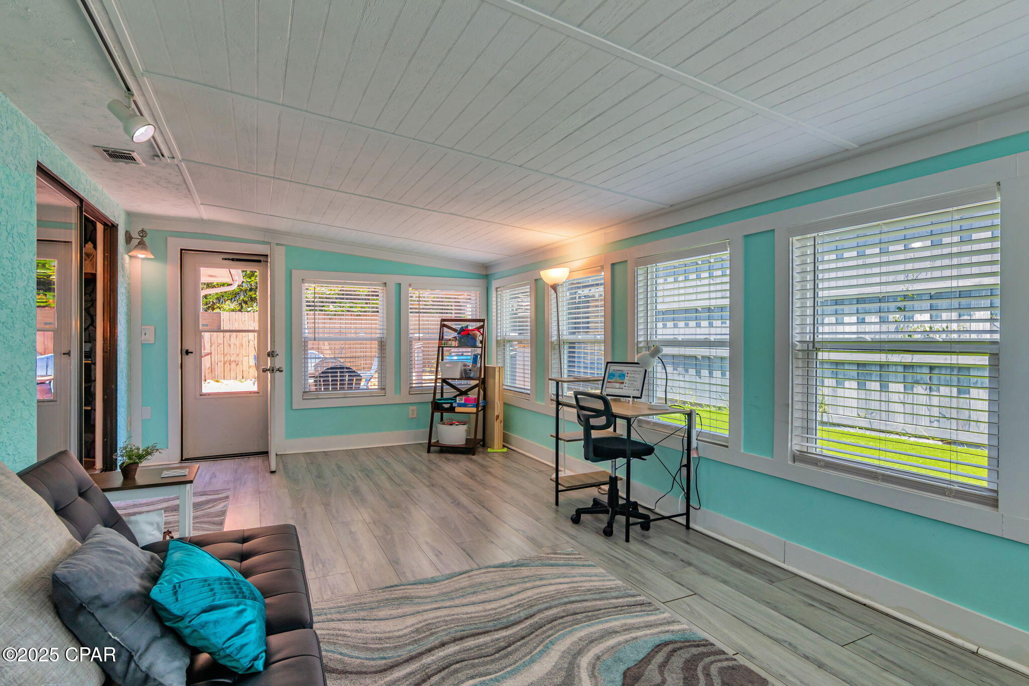 1tbawgd4_pl_q3i2zpzxva1hdywlbkrbmdlijpevvj4