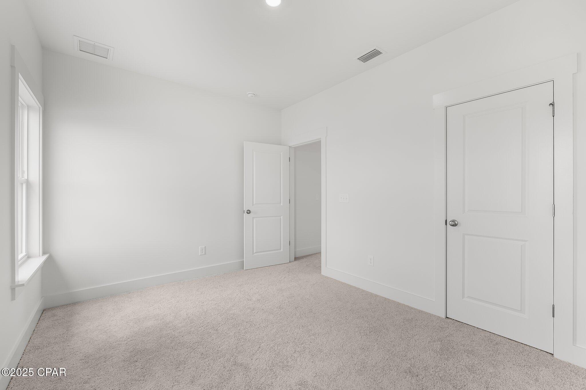 Qkcas_ Cmuqmhor1qymgsptrumnykpkv8eur9fqeszc