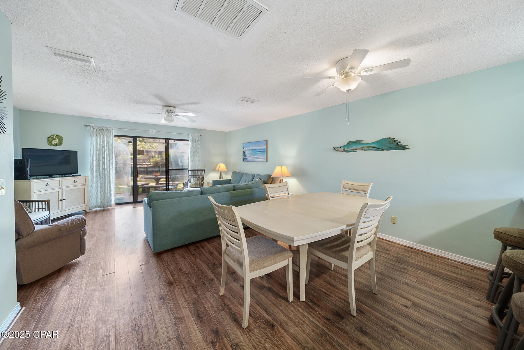 Penpg31wfaj_umzfjv_l1t6j6lryzr12b J9hvuaab4