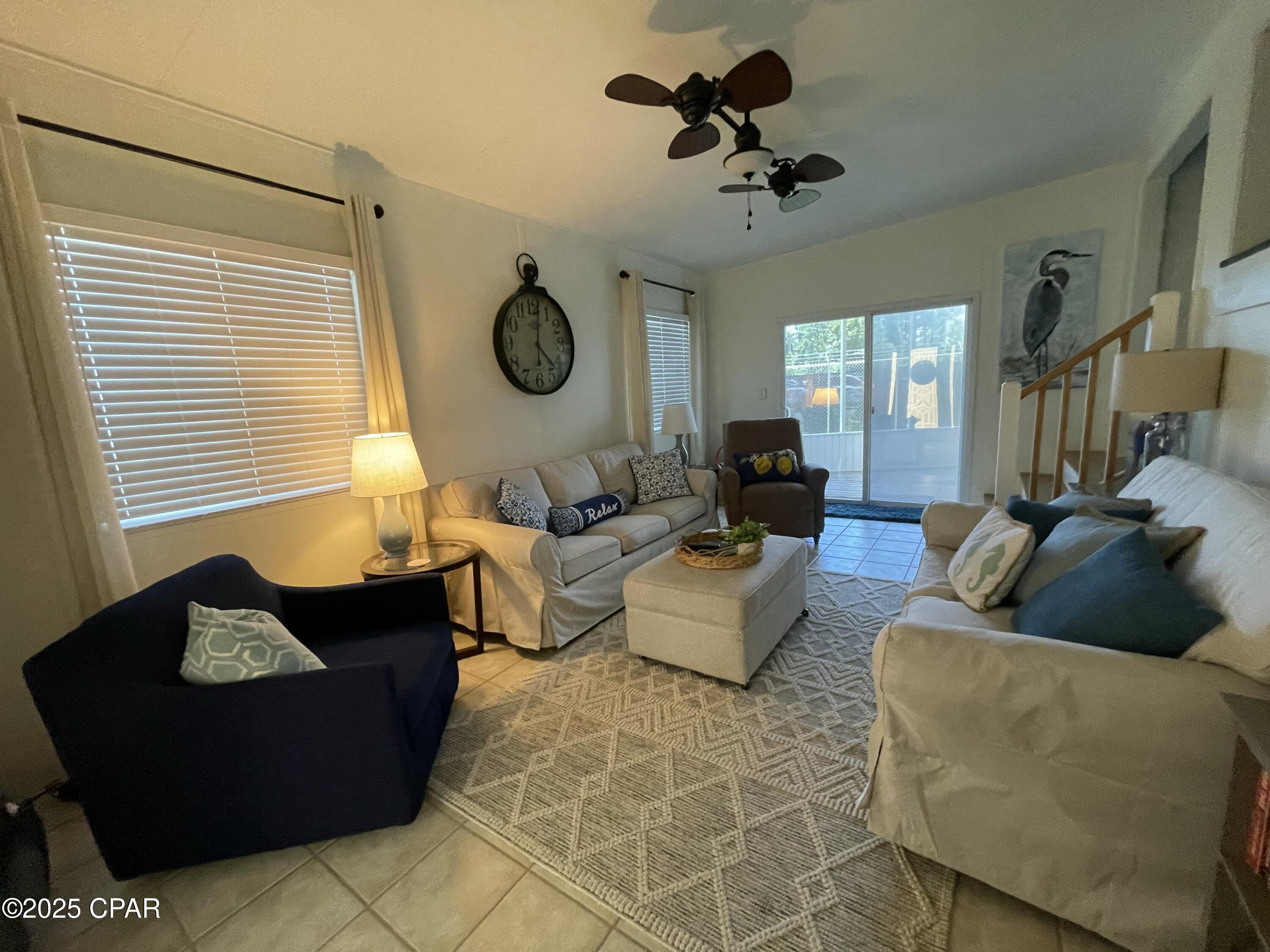 0fcuxj3kcmf2abqorbelowaua6zigqzjxdtkxt72uxe