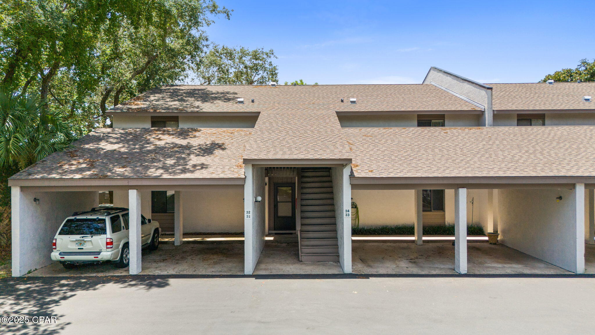 Image 34 For 6901 Lagoon Dr.  33