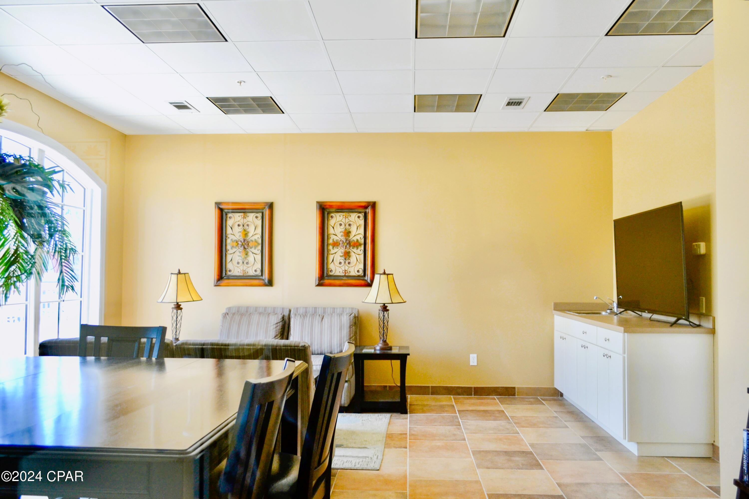 559xur9asym_u9s1f8lz84d9ykcpuylnxatqigz8neq