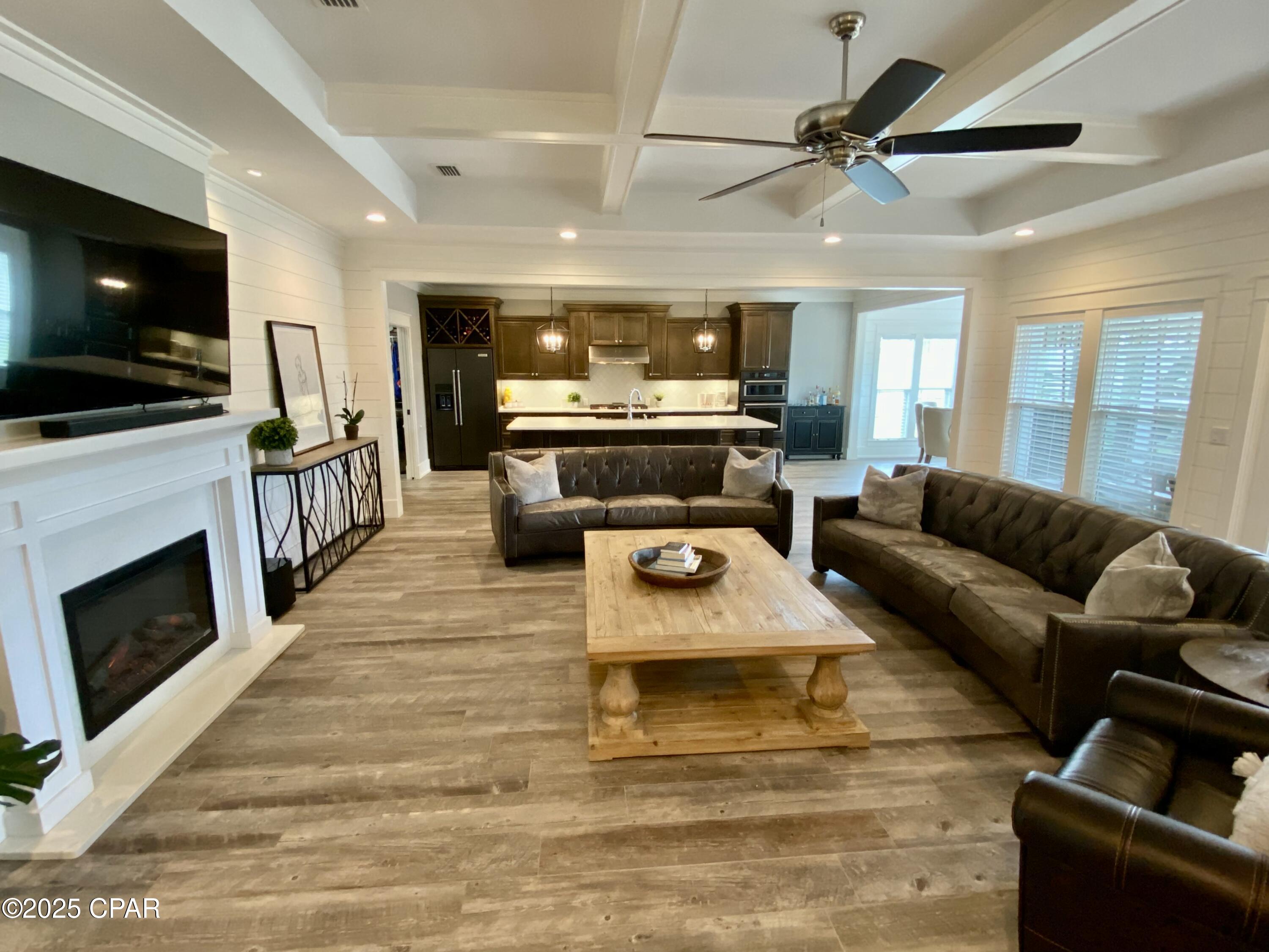 Sqefm0bkx7e4o Eni9rvt1klftcbmrnvpholsituepo