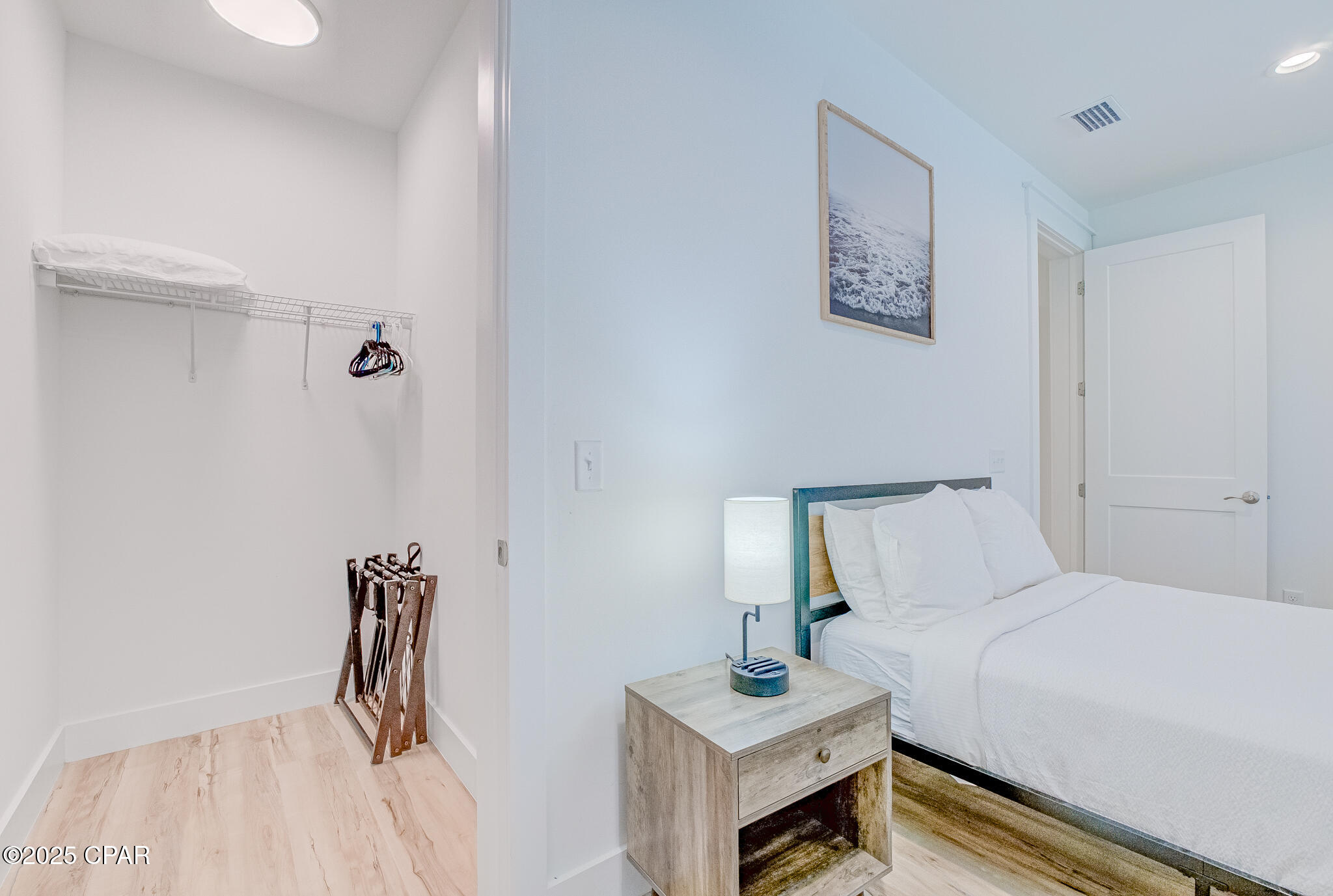 Cyeis4nb8fhaqworihnejvegokqwfignugc4f4oqwje