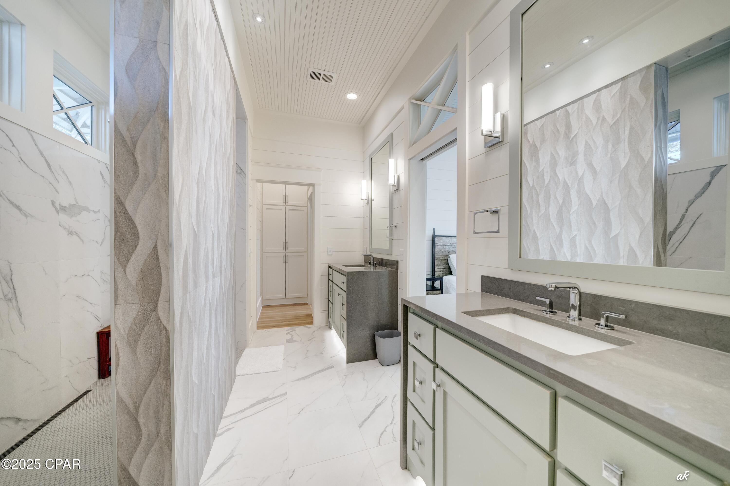 Iggbsbzk7m3nvb8mxqn Sb1cujceqsw5yyewfj60ylu