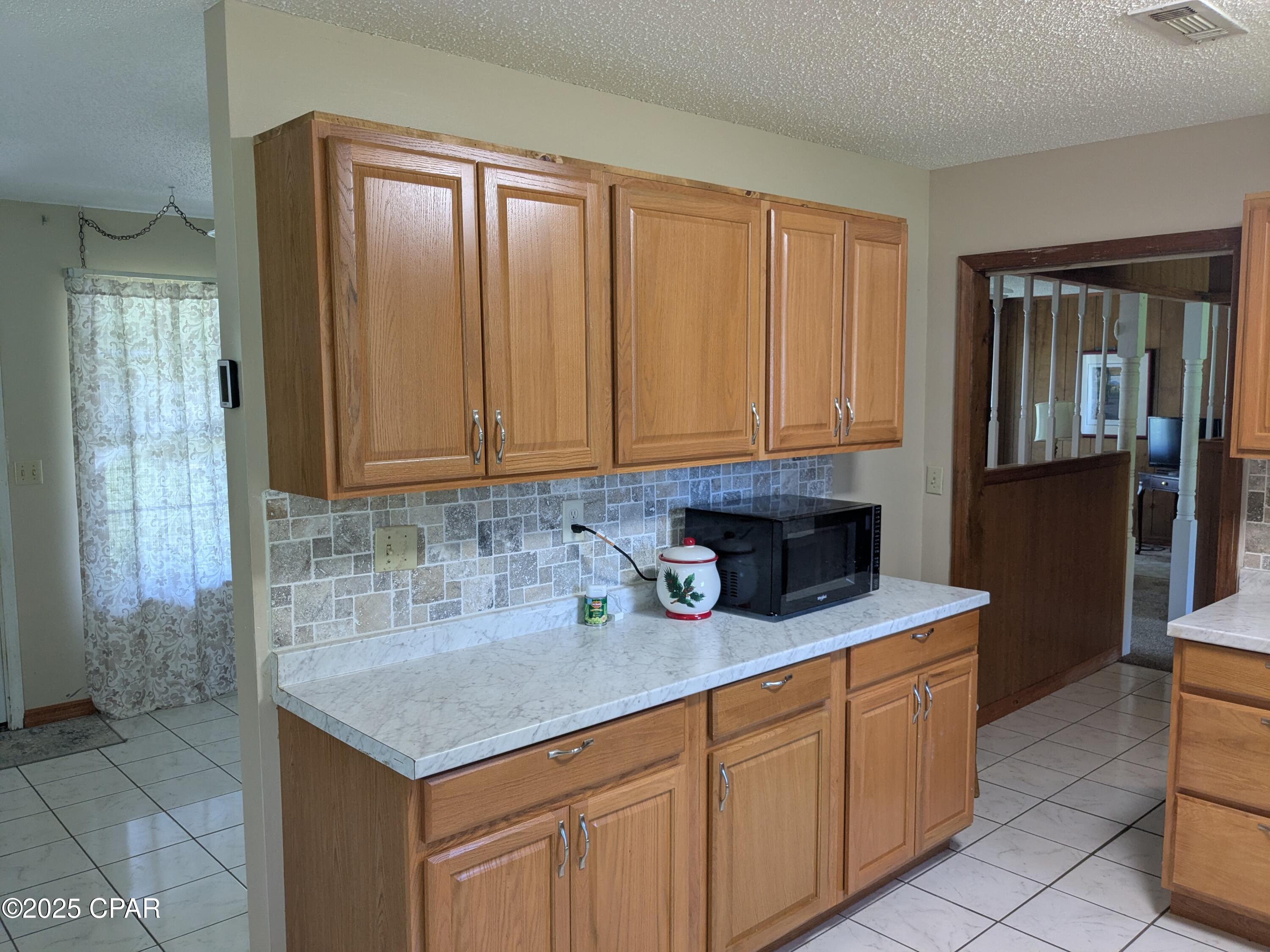 2bhalmyb 2jkl8sx9x3dsvzqlg3_9pxbv4elwcyecqs