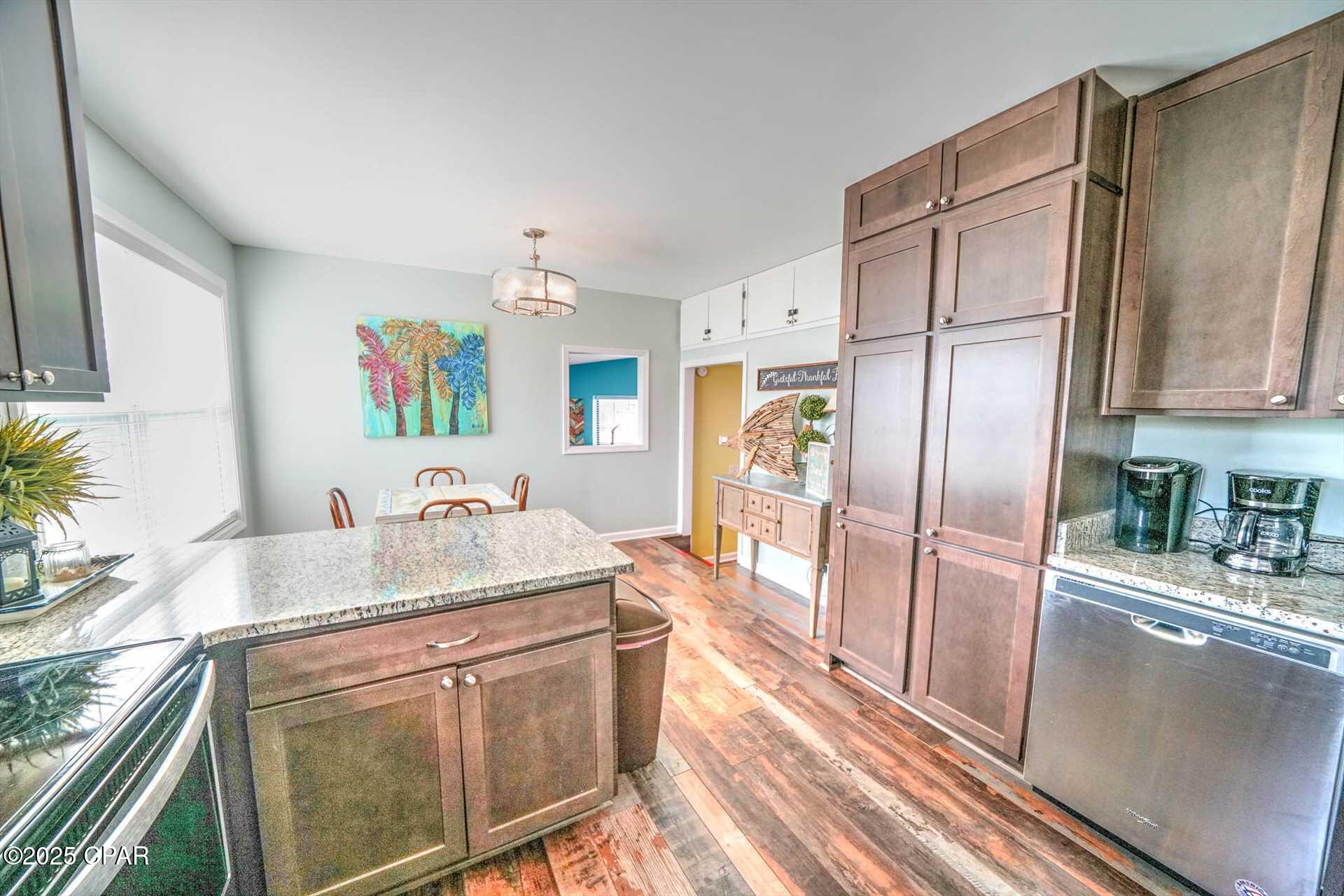 Ydv_s7r12oqqpjypvqblbmflonlnvk819saved18 1q