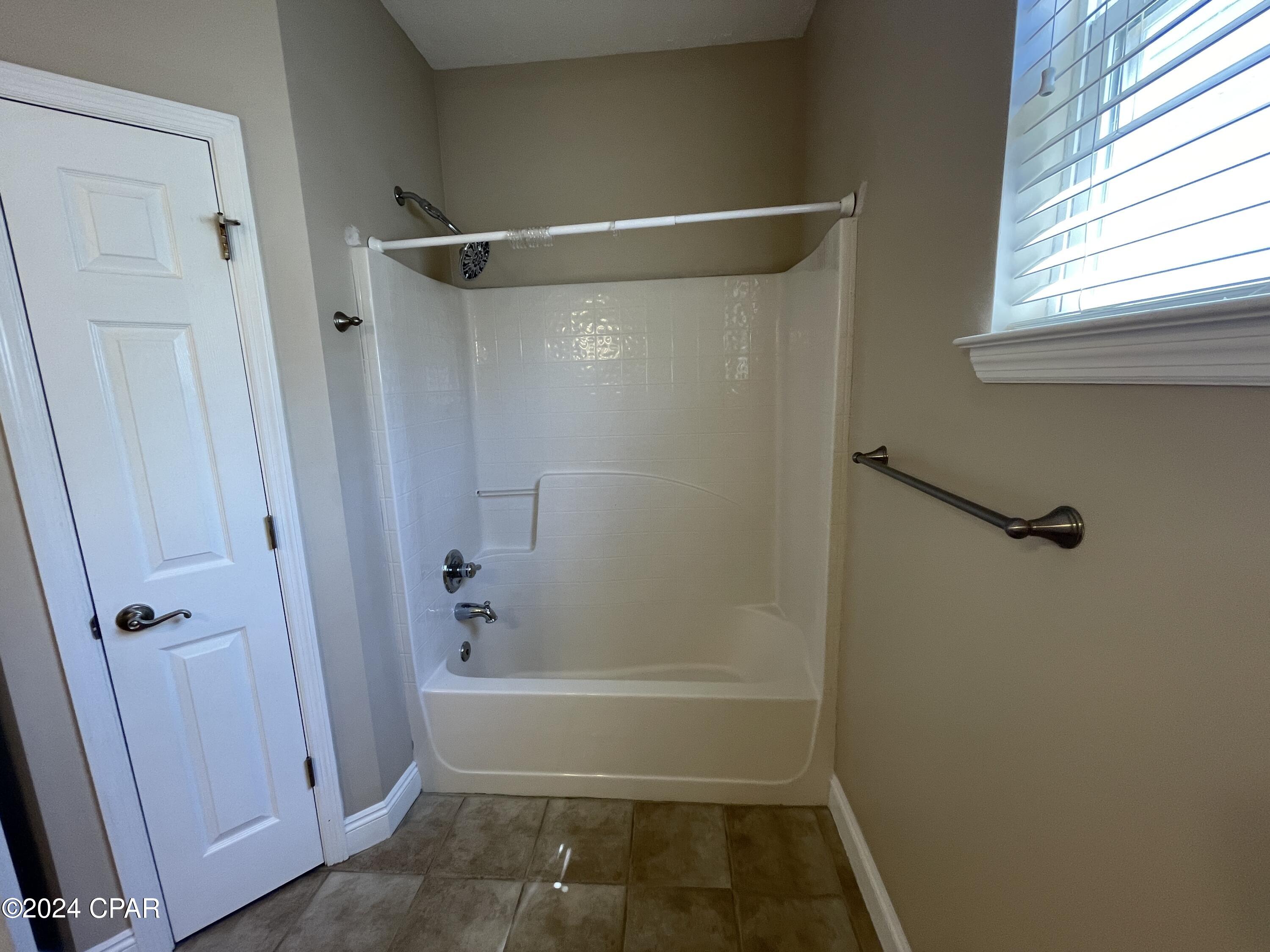 Vb6xzwe43q2dzn3ptqafxgyq1fdhjazu3_4_b7kh8rs