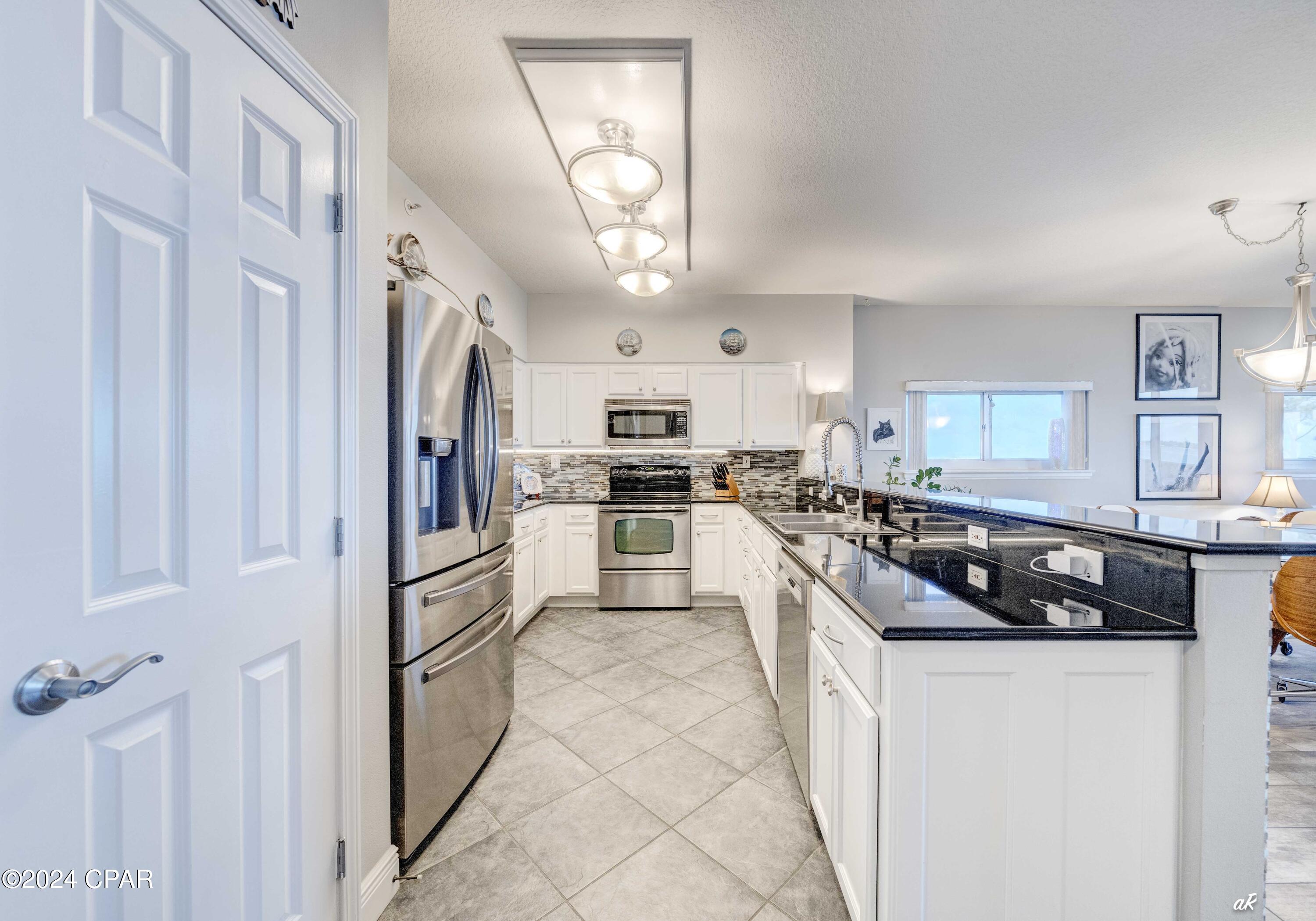 Image 9 For 2400 Grandiflora Boulevard E401