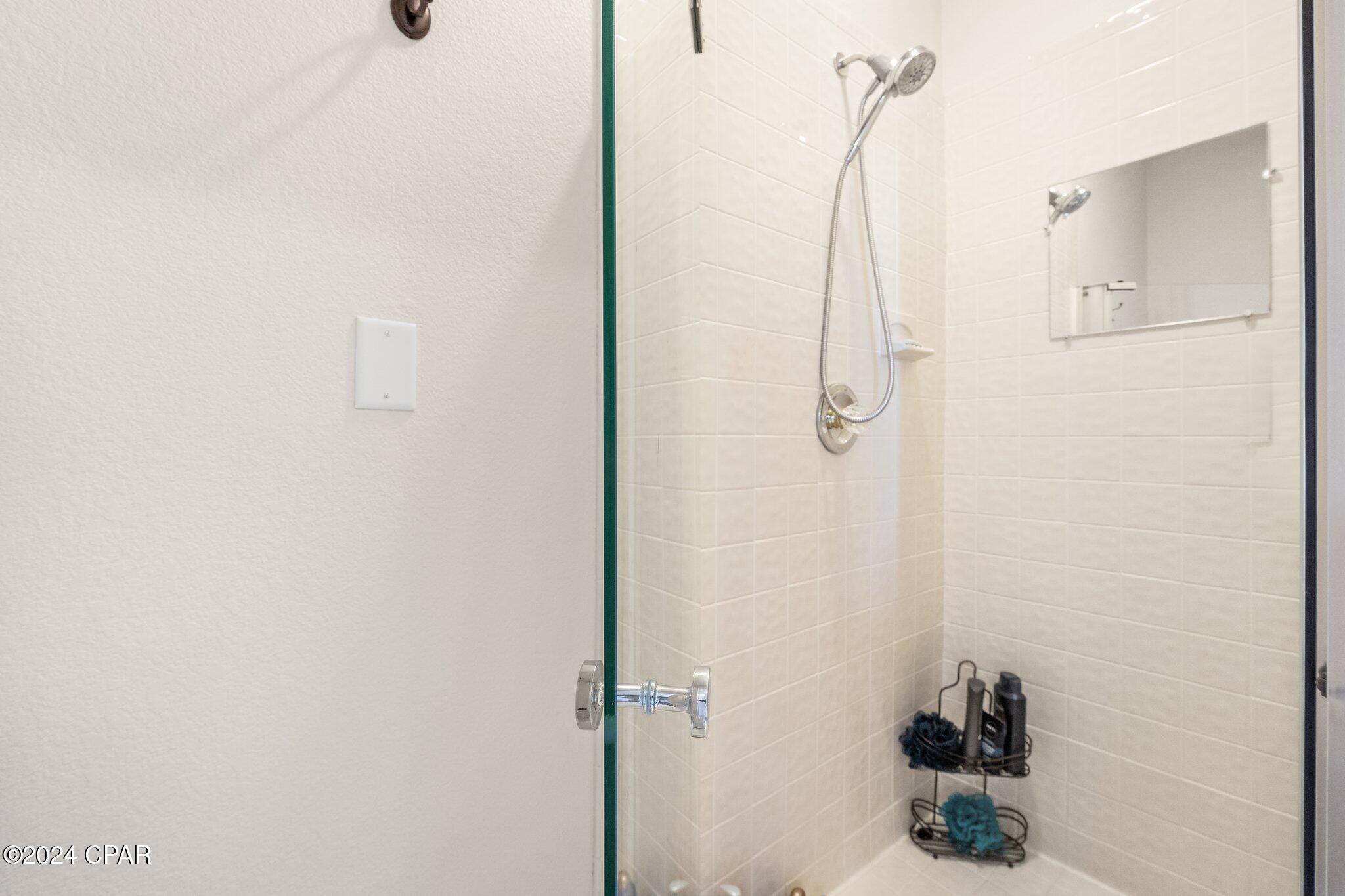 Vggfioucqvqmsc3ge4ckwjxklj4jjk9kvktllsokqb0