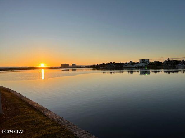 Xitvbe3fidee4 28iwblq1_waqfbivgom Tqt08wgly