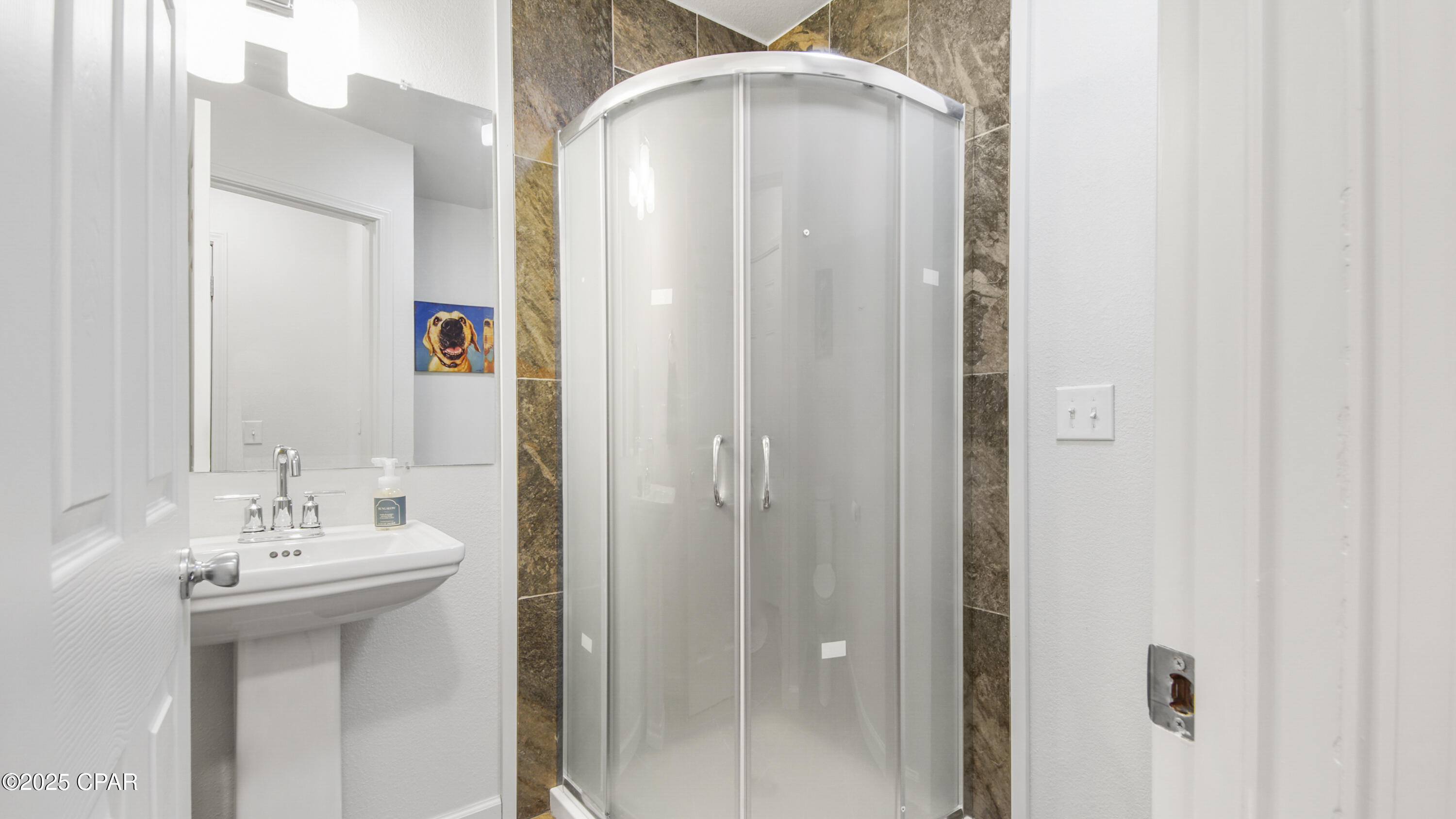 3_ue6_guowerhxiju_ors0zlrl9mjbb9y3ga869cmfc